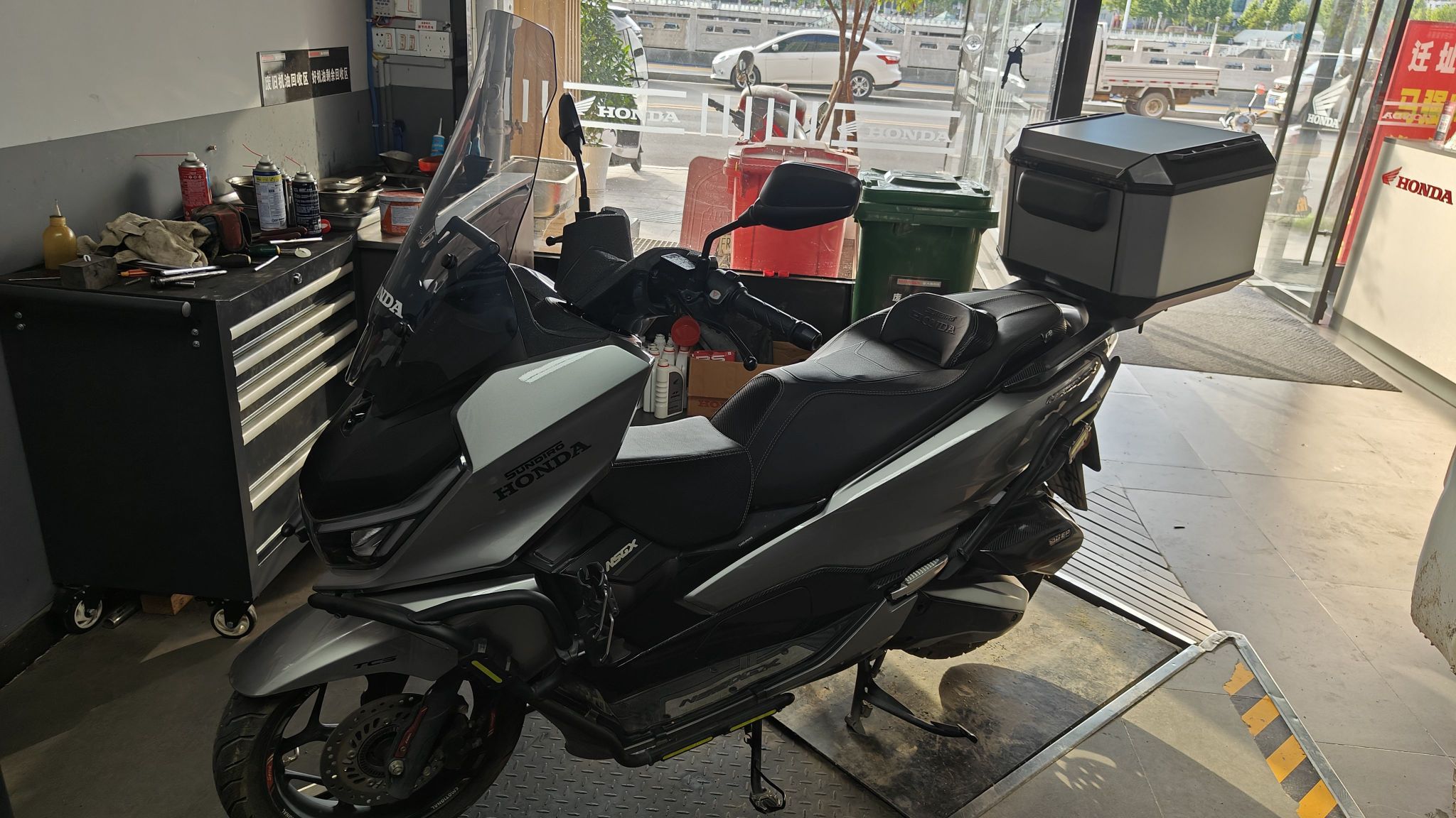 新大洲本田 NS150GX