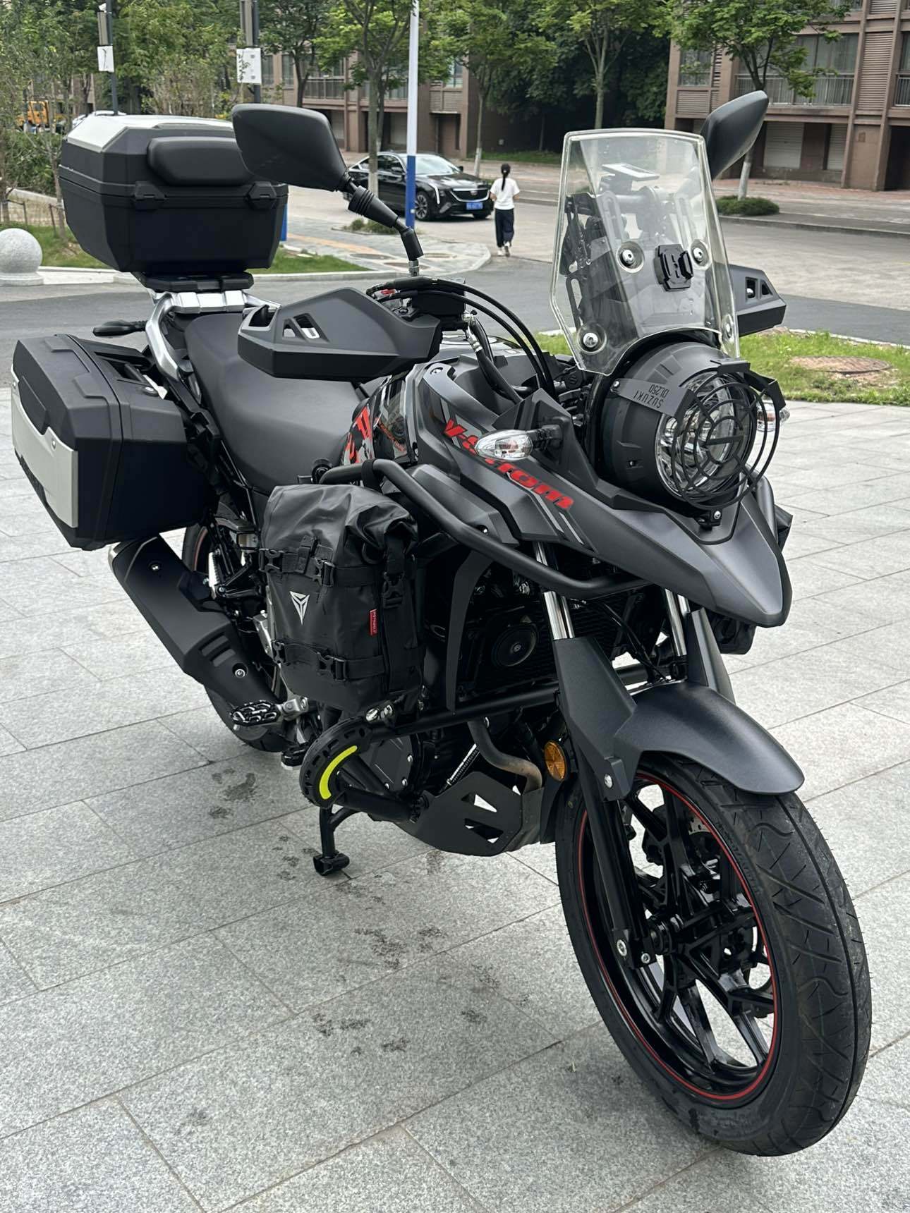 豪爵铃木 DL250