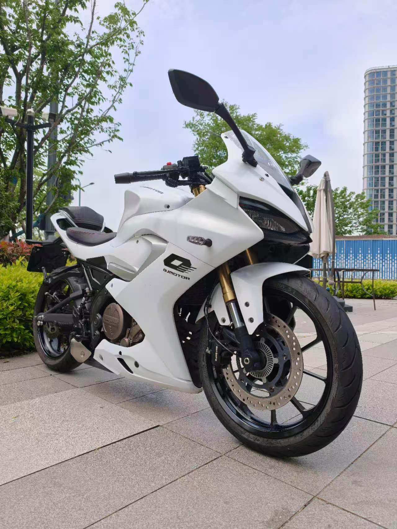 QJMOTOR 赛250