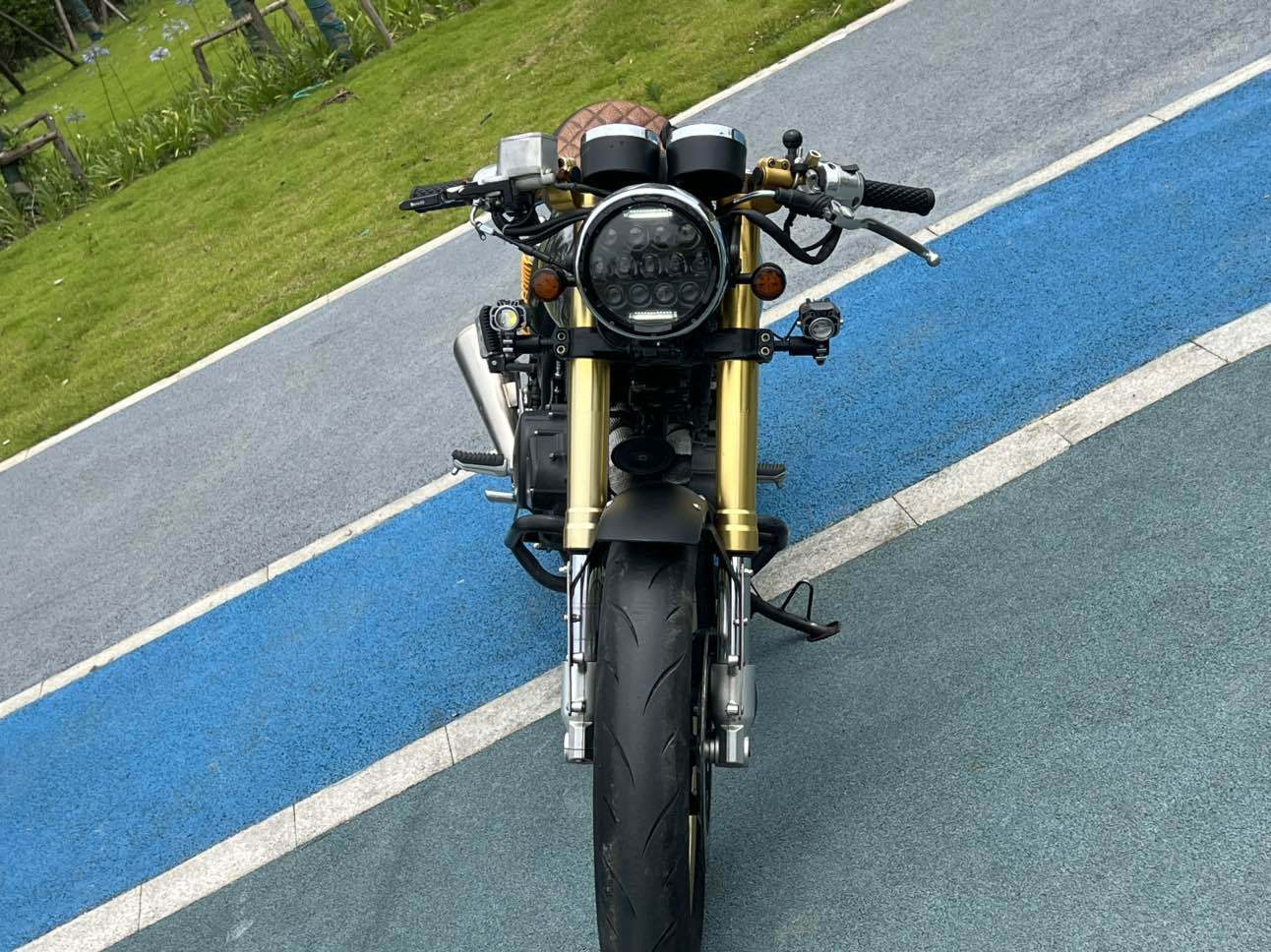 UK 幽客400