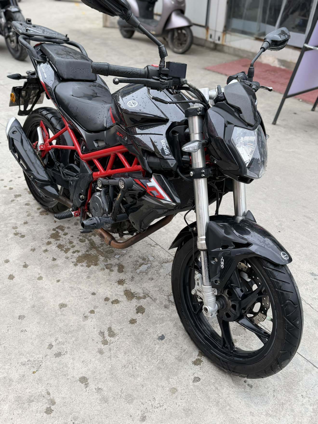 贝纳利 红宝龙 TNT 150i