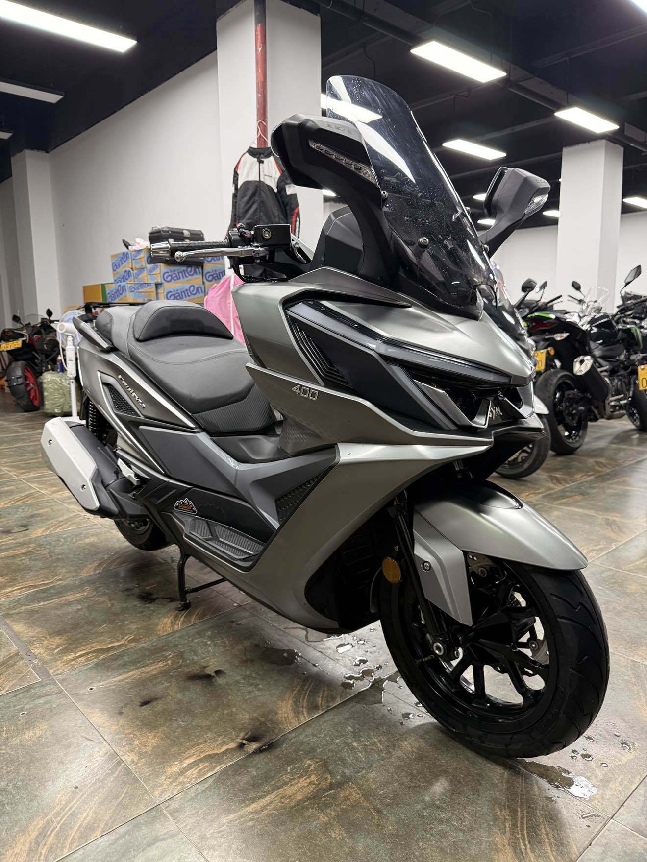 三阳 巡弋 Cruisym400