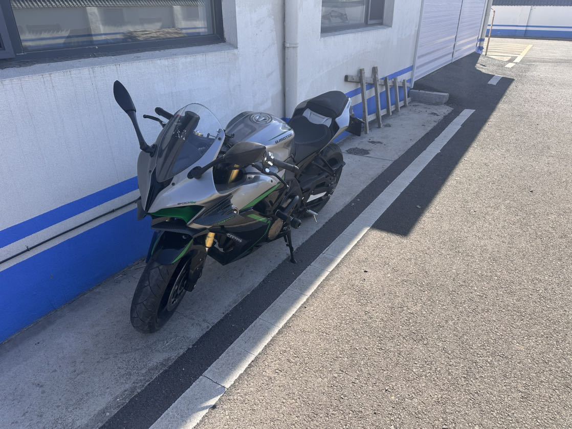 QJMOTOR 赛600