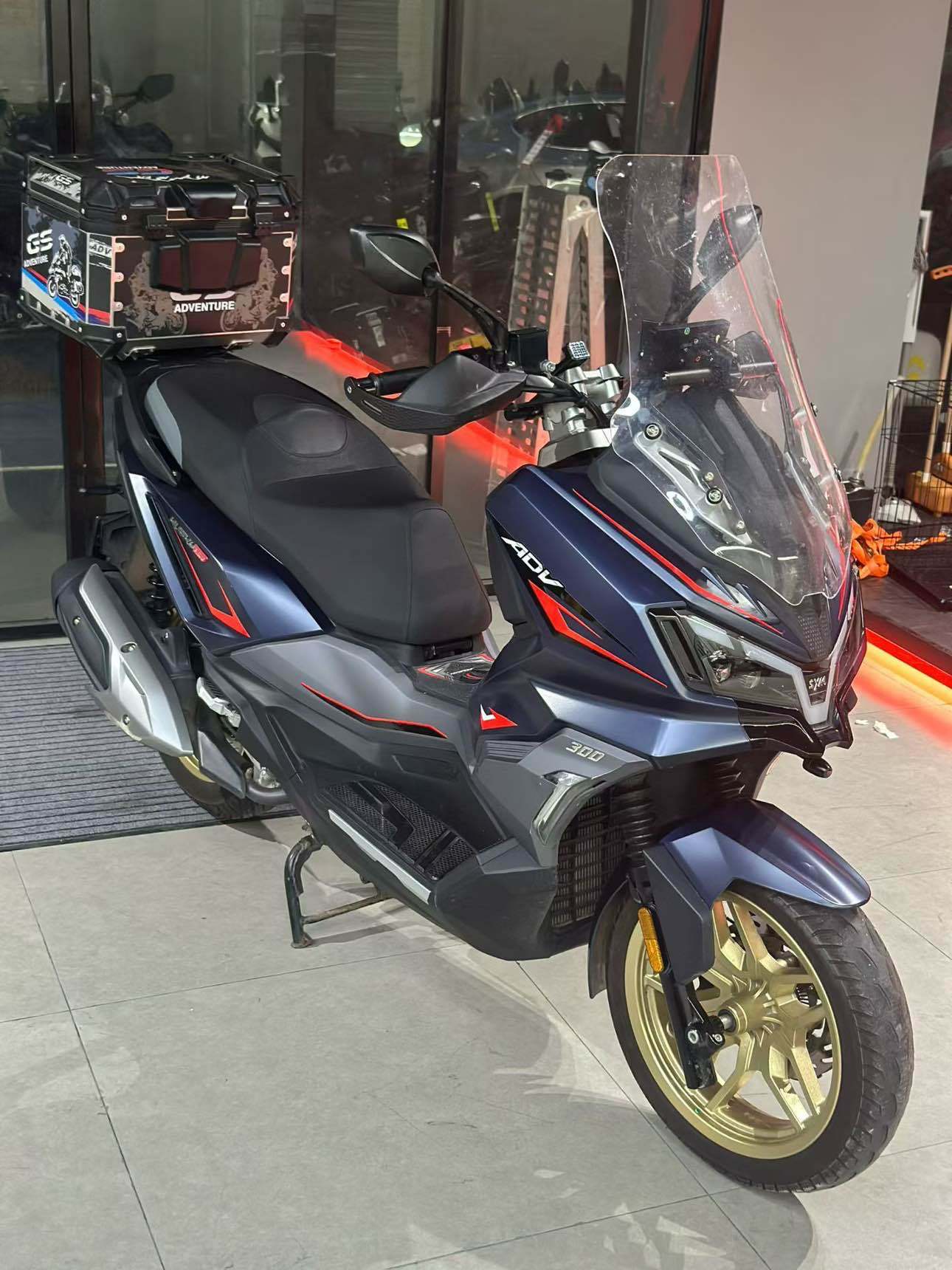 SYM三阳 Husky ADV 300