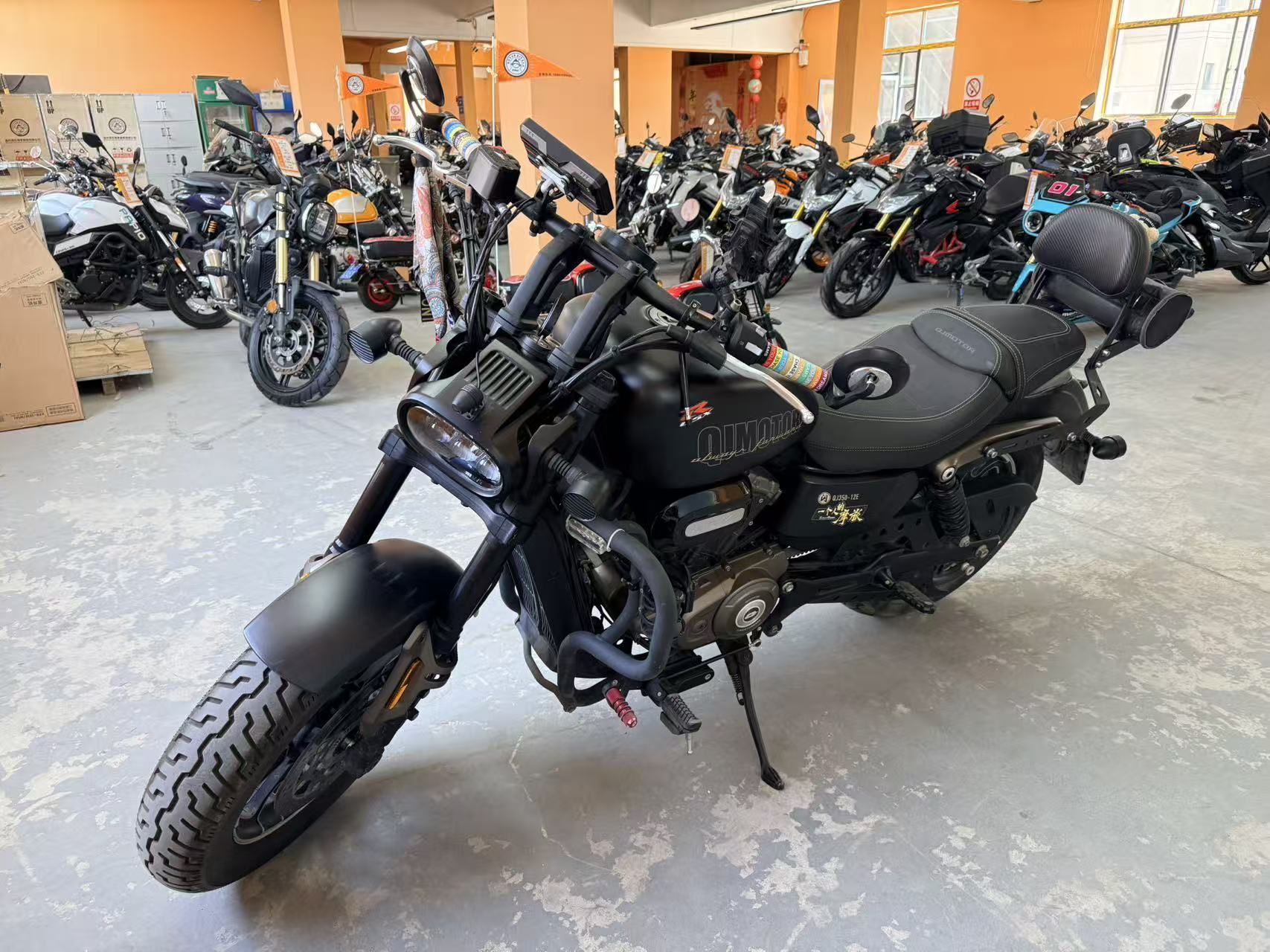 QJMOTOR 闪350