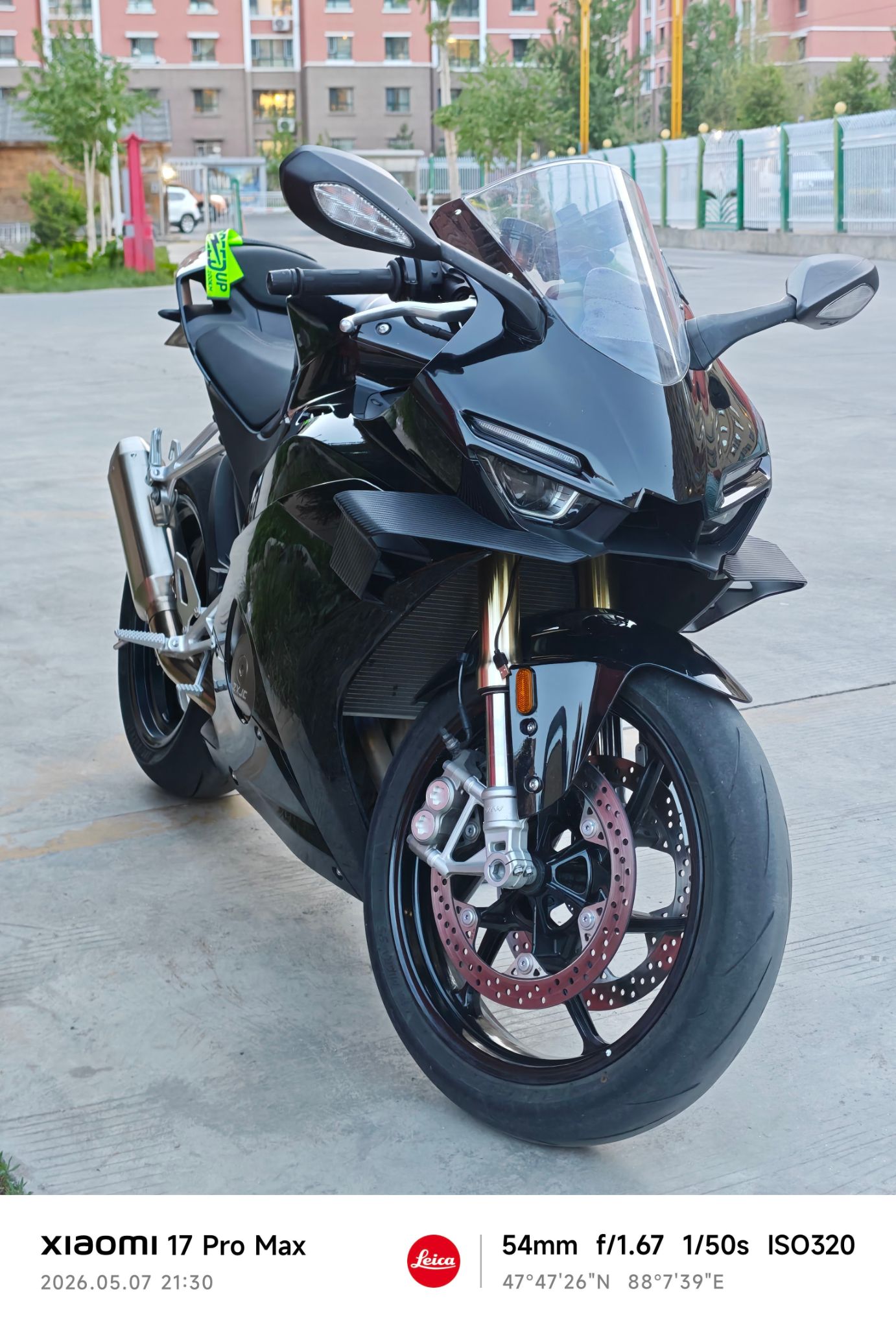 张雪机车 500RR