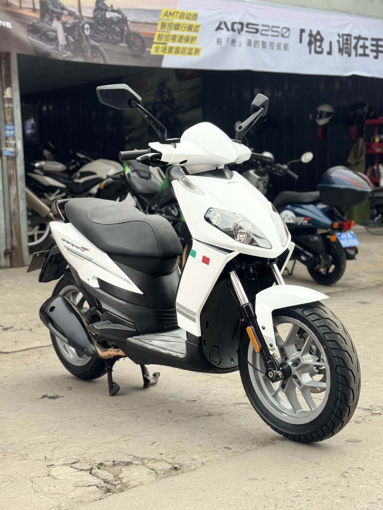 宗申比亚乔 运动健将BYQ125T-5E