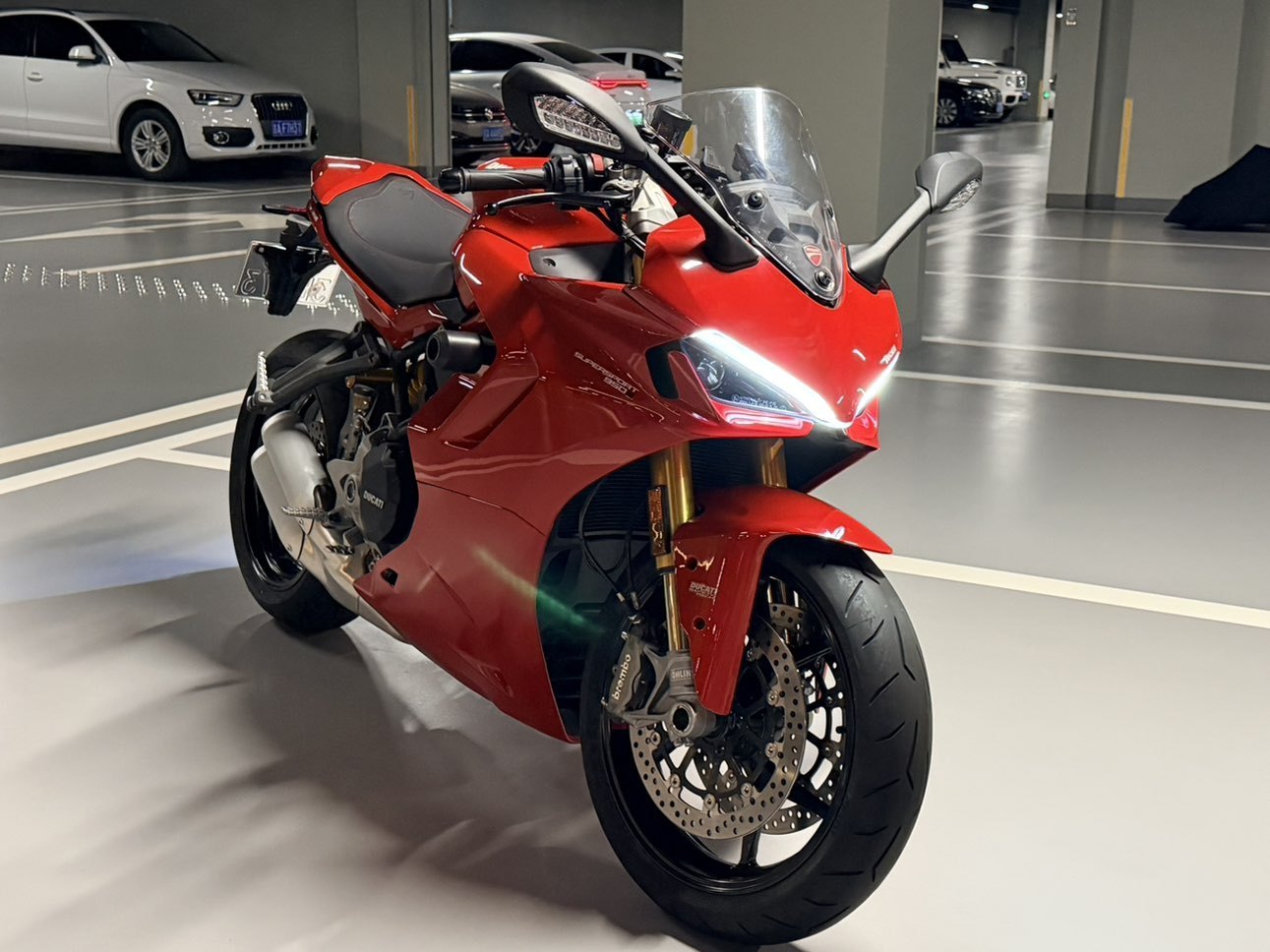 杜卡迪 SuperSport