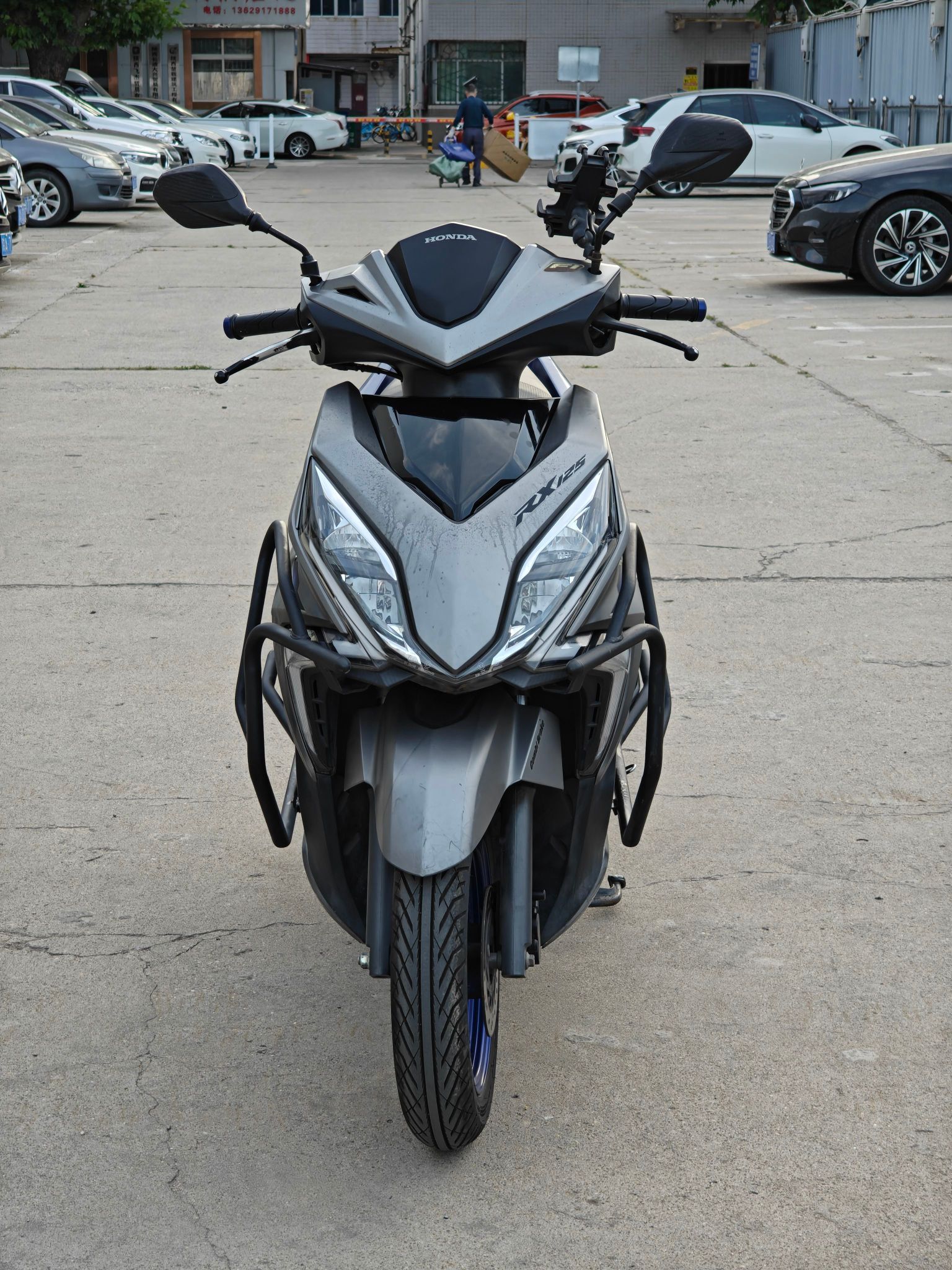 新大洲本田 裂行 RX125Fi