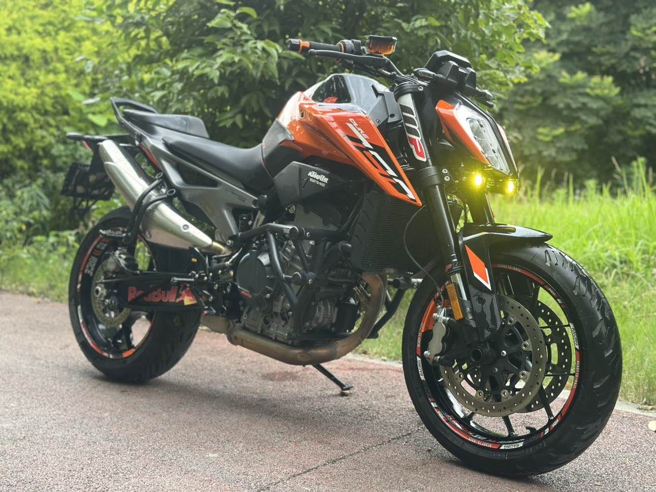 KTMR2R 790 Duke