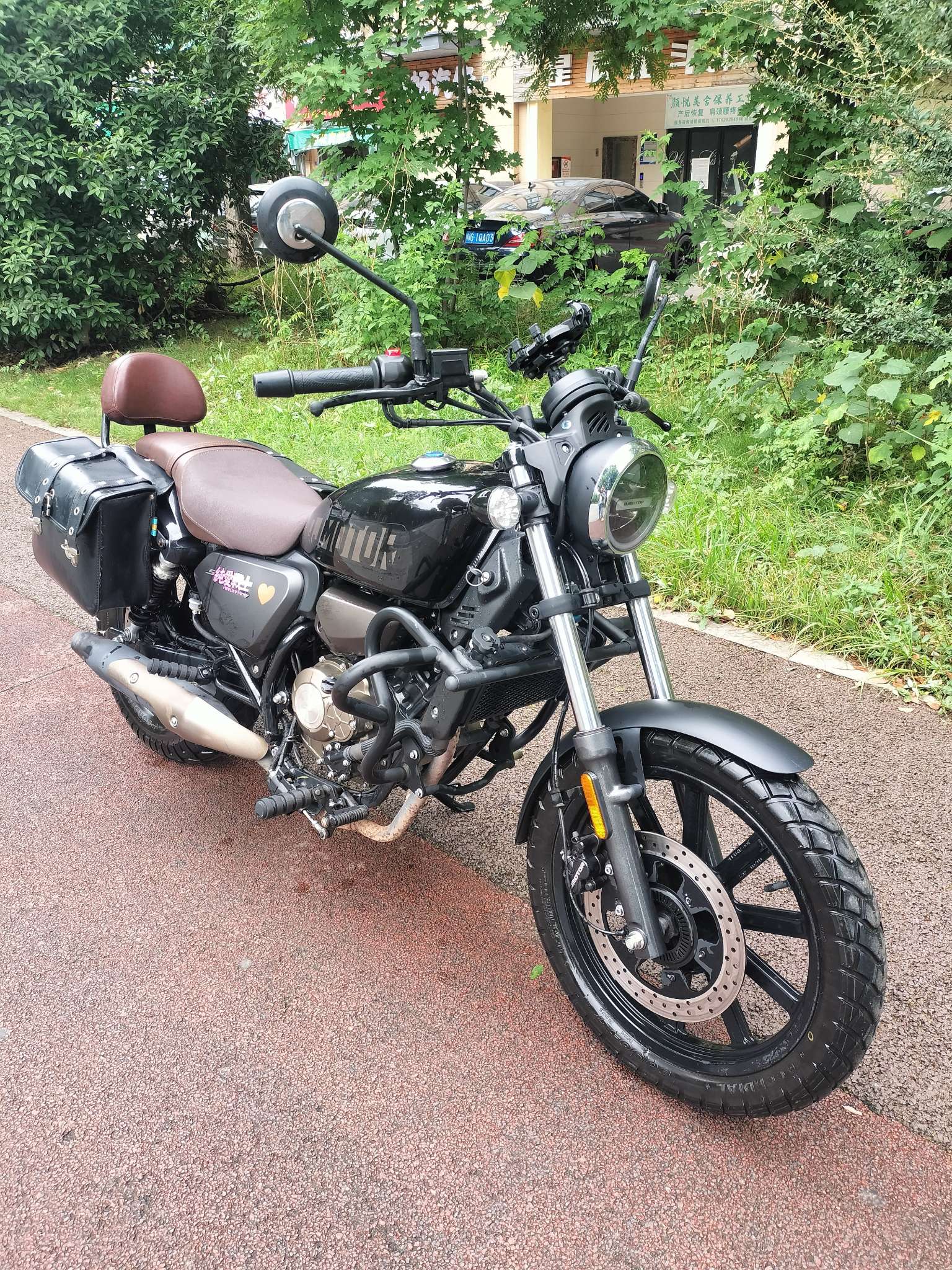 QJMOTOR 闪150