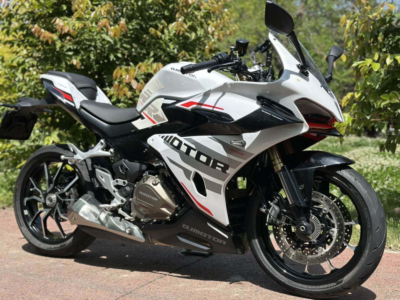 QJMOTOR 赛450