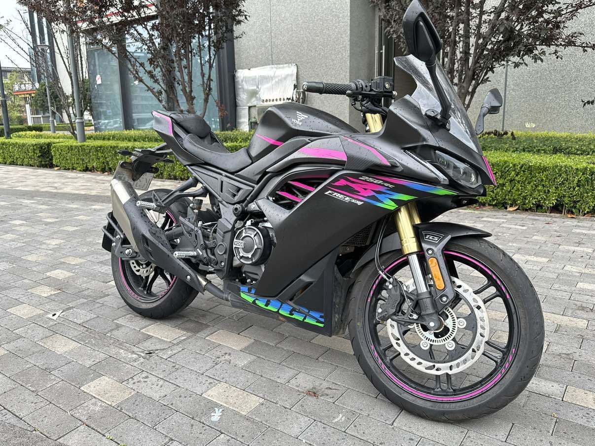 无极 250RR