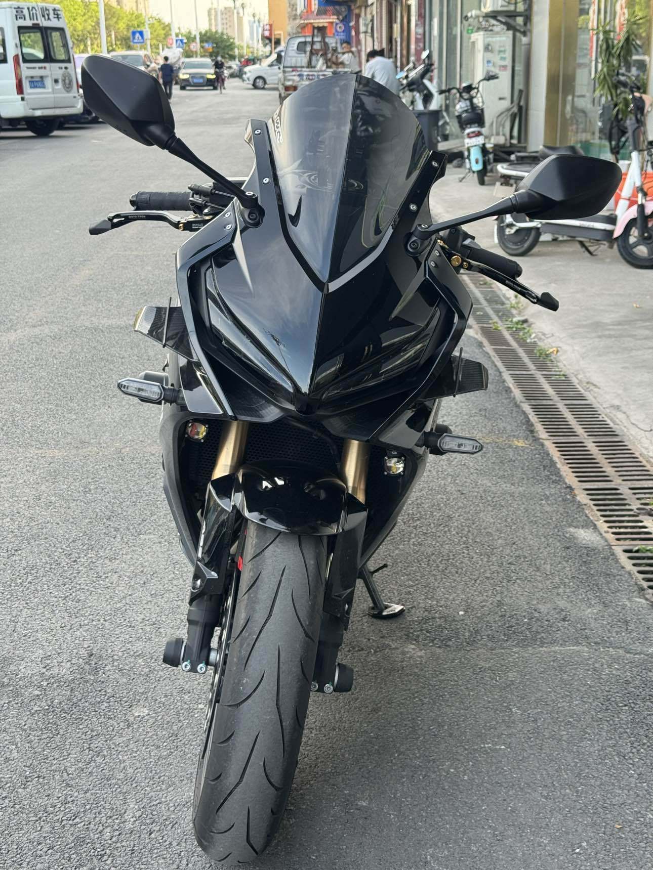 本田DREAMWING CBR650R