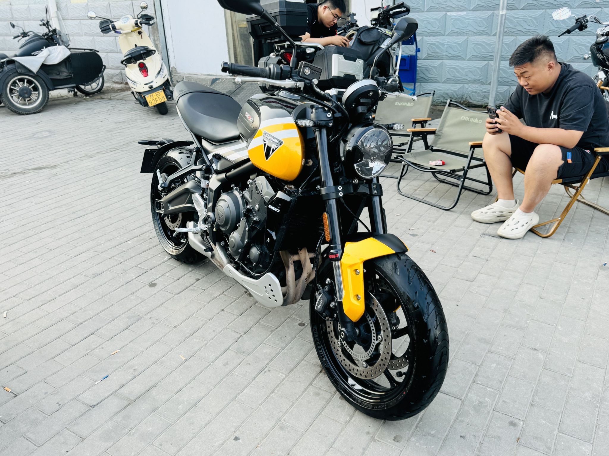 凯旋 Trident 660