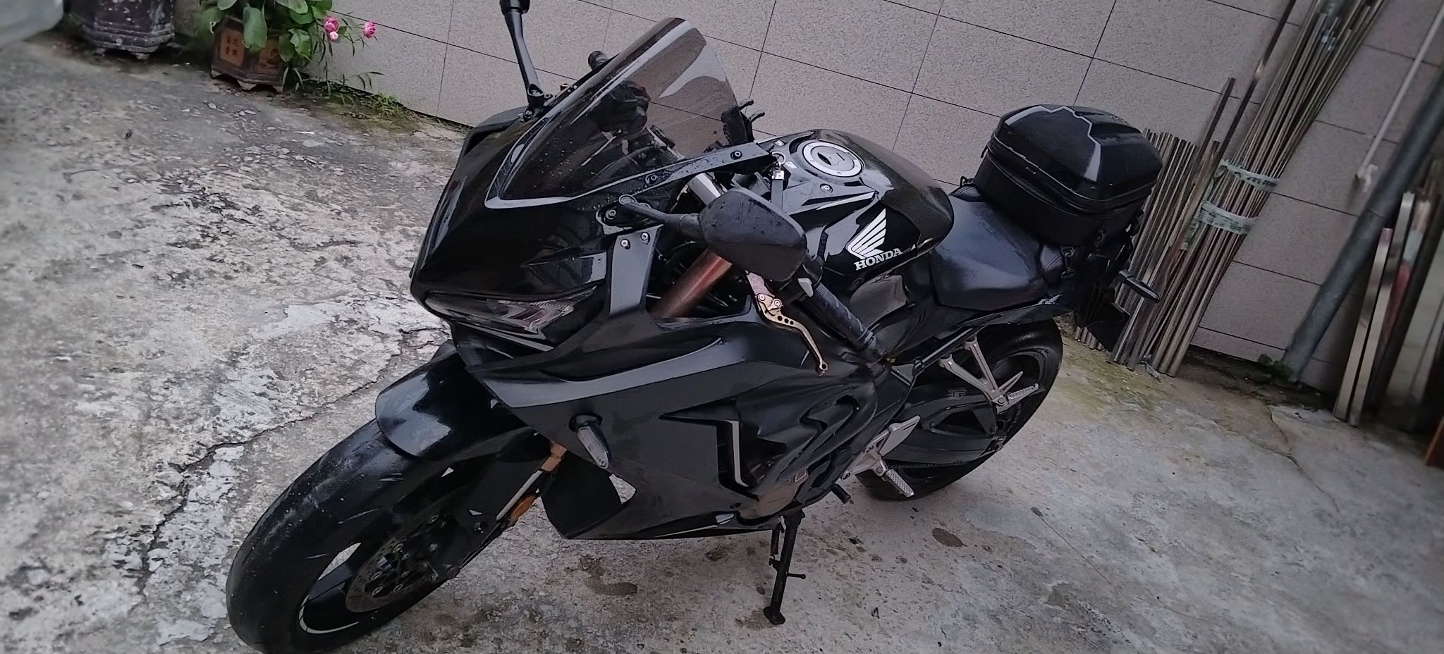 本田DREAMWING CBR650R