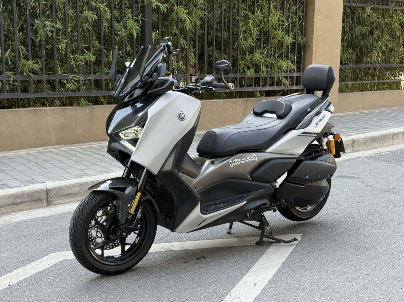 雅马哈 XMAX
