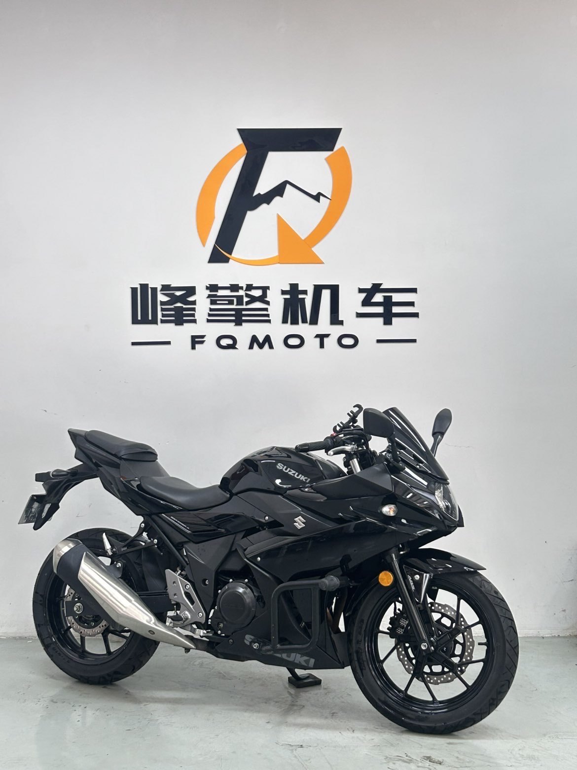 豪爵铃木 GSX250R