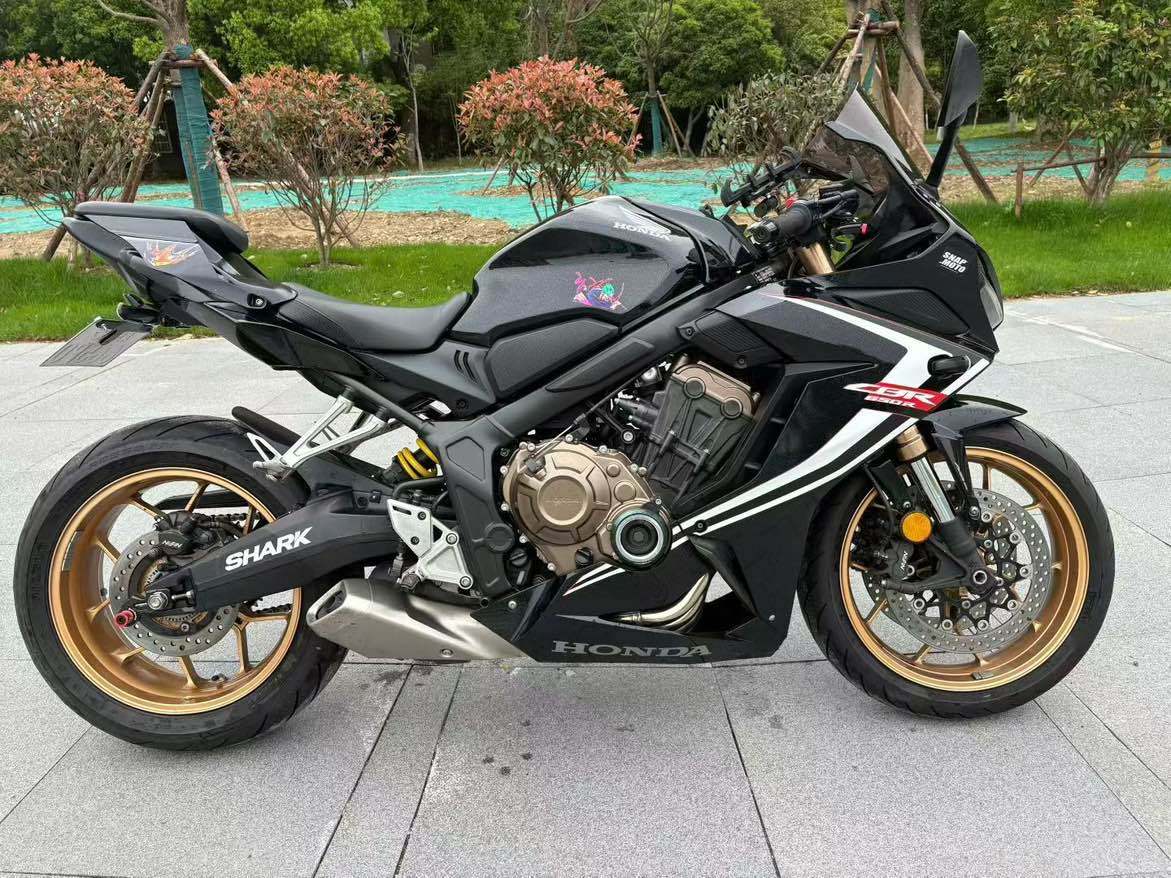 本田DREAMWING CBR650R