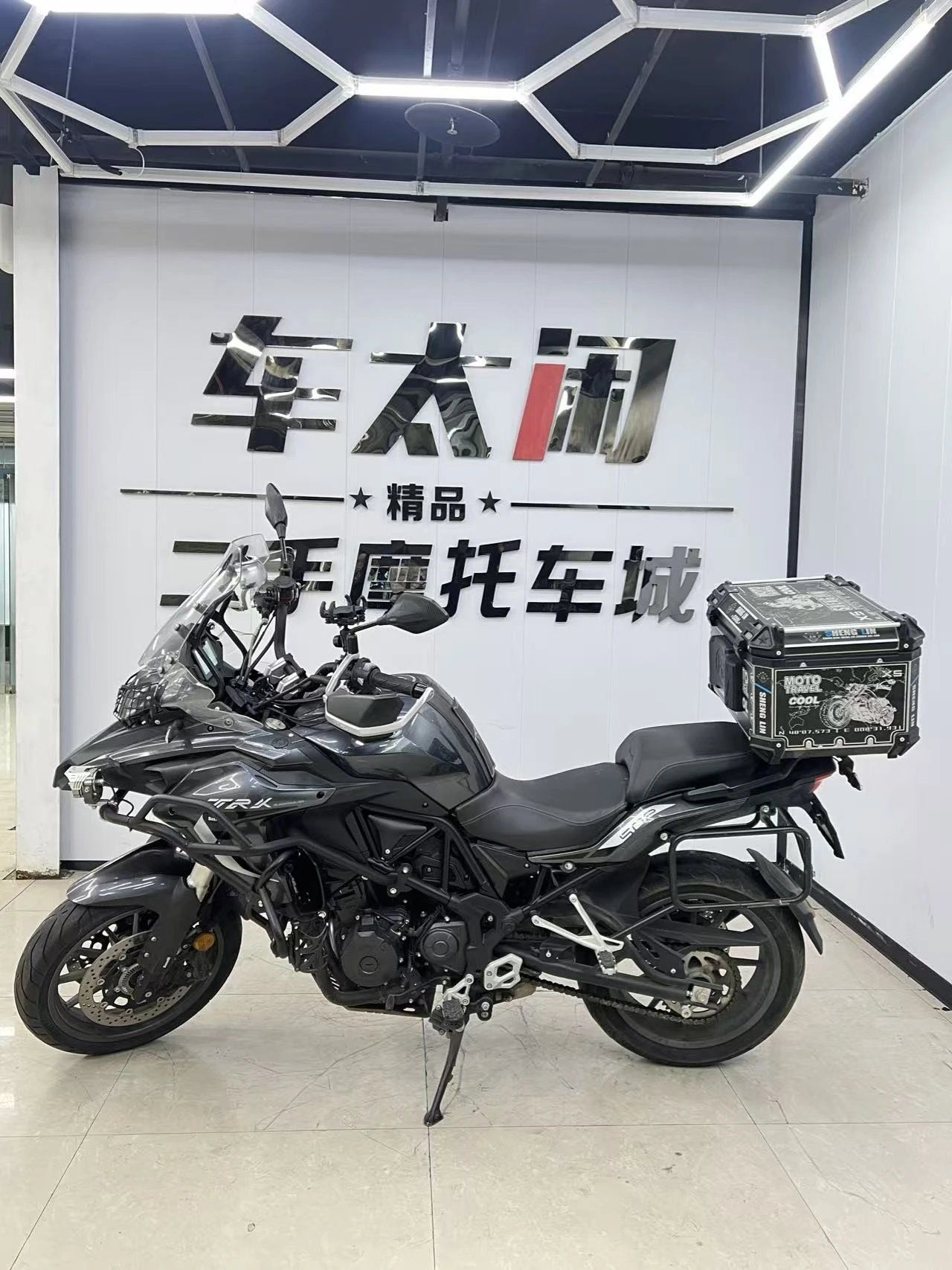 贝纳利 金鹏 TRK502