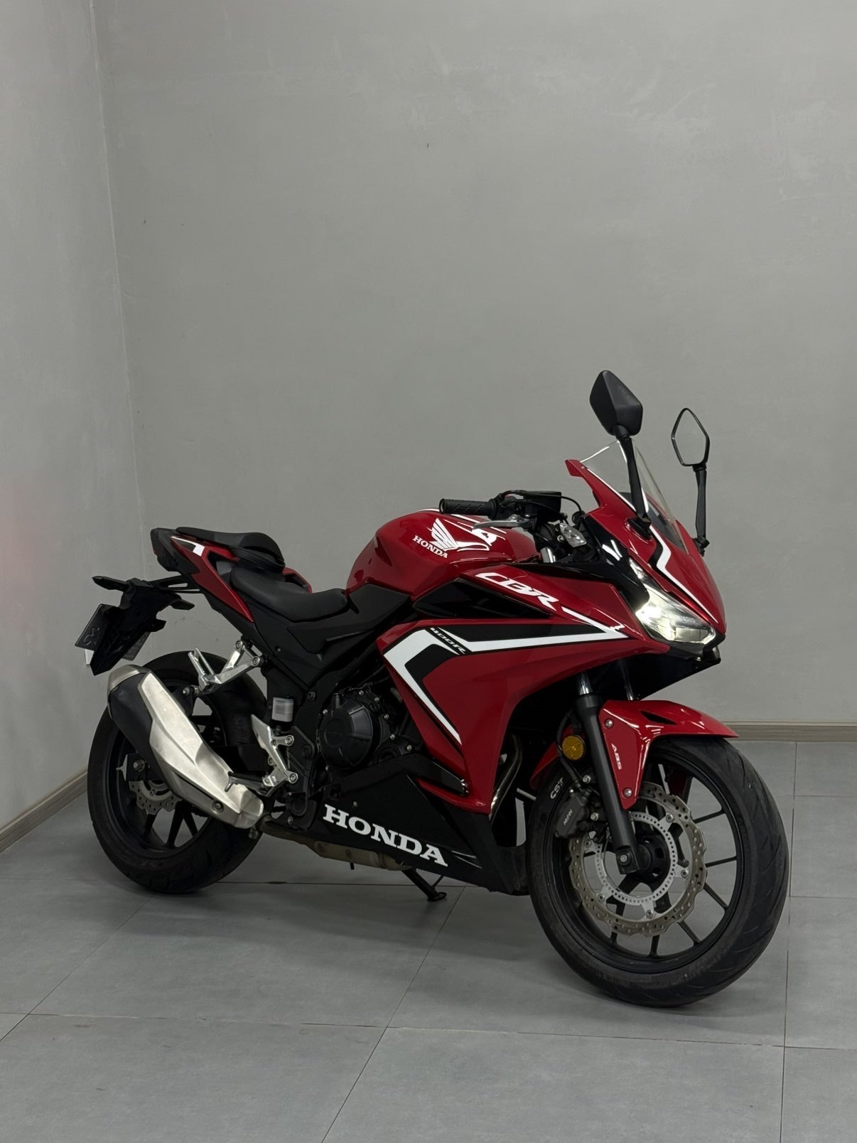 本田WING CBR400R