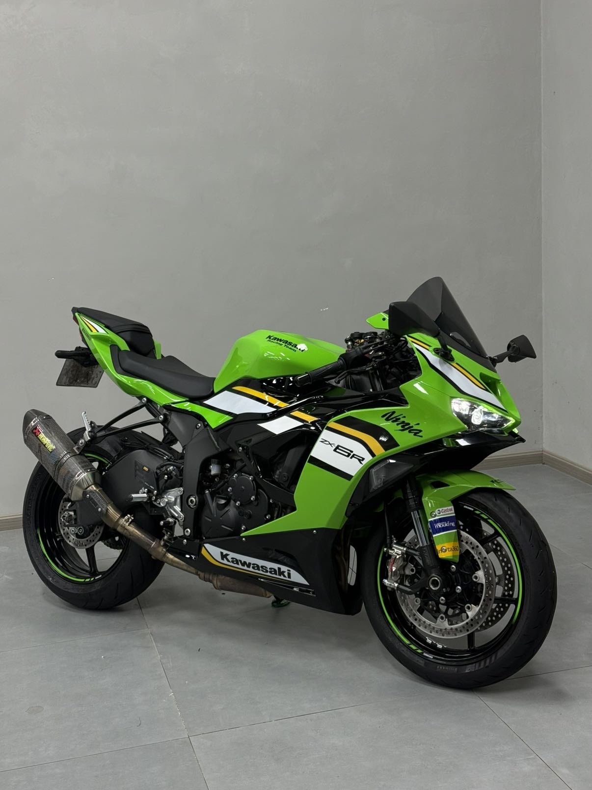 川崎 Ninja ZX-6R 