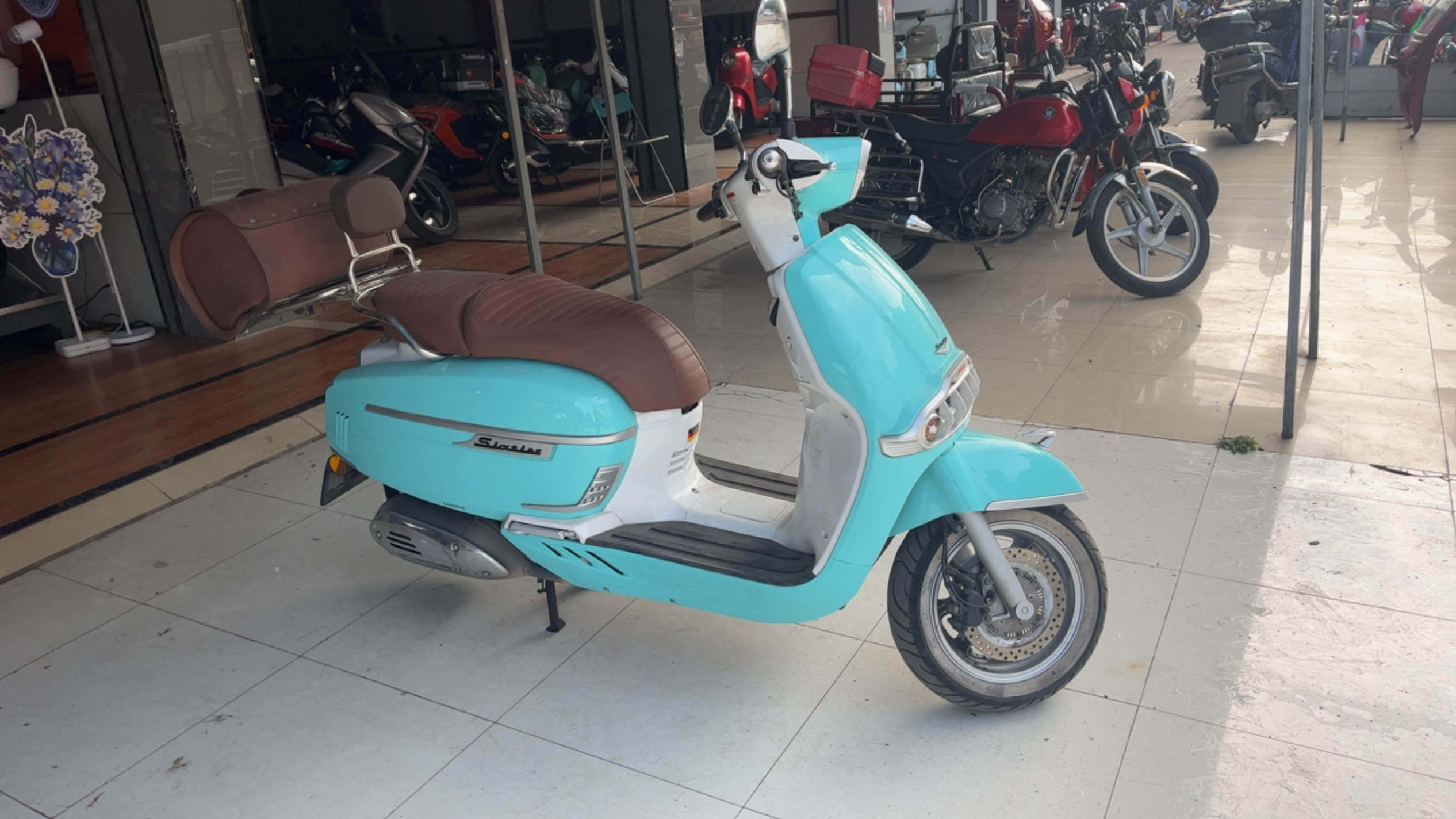 维多利亚 Sixties 250Si
