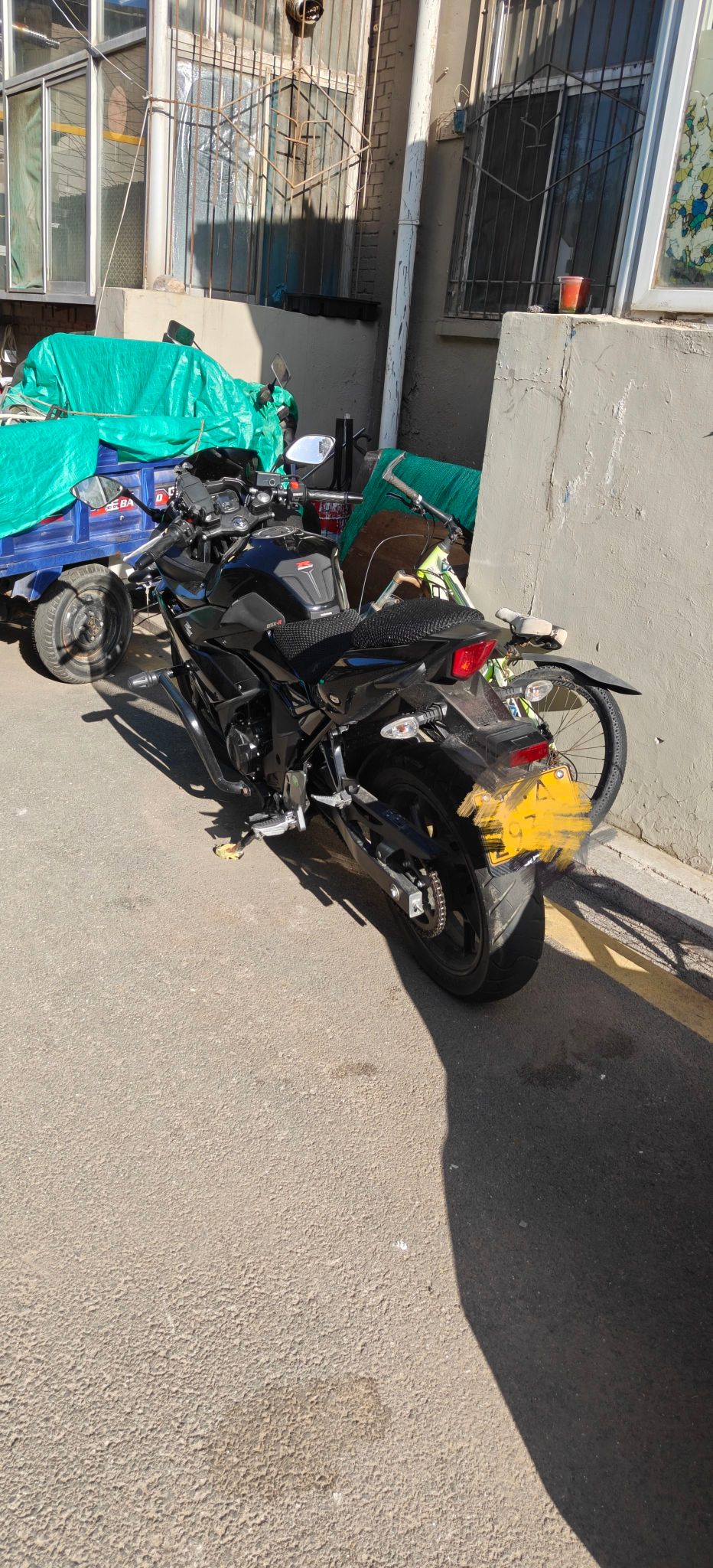 豪爵铃木 GSX250R