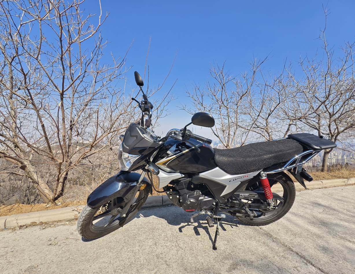 五羊本田 CB150S雄帅
