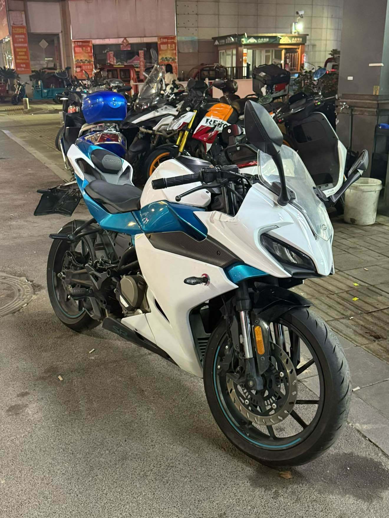 春风 250SR