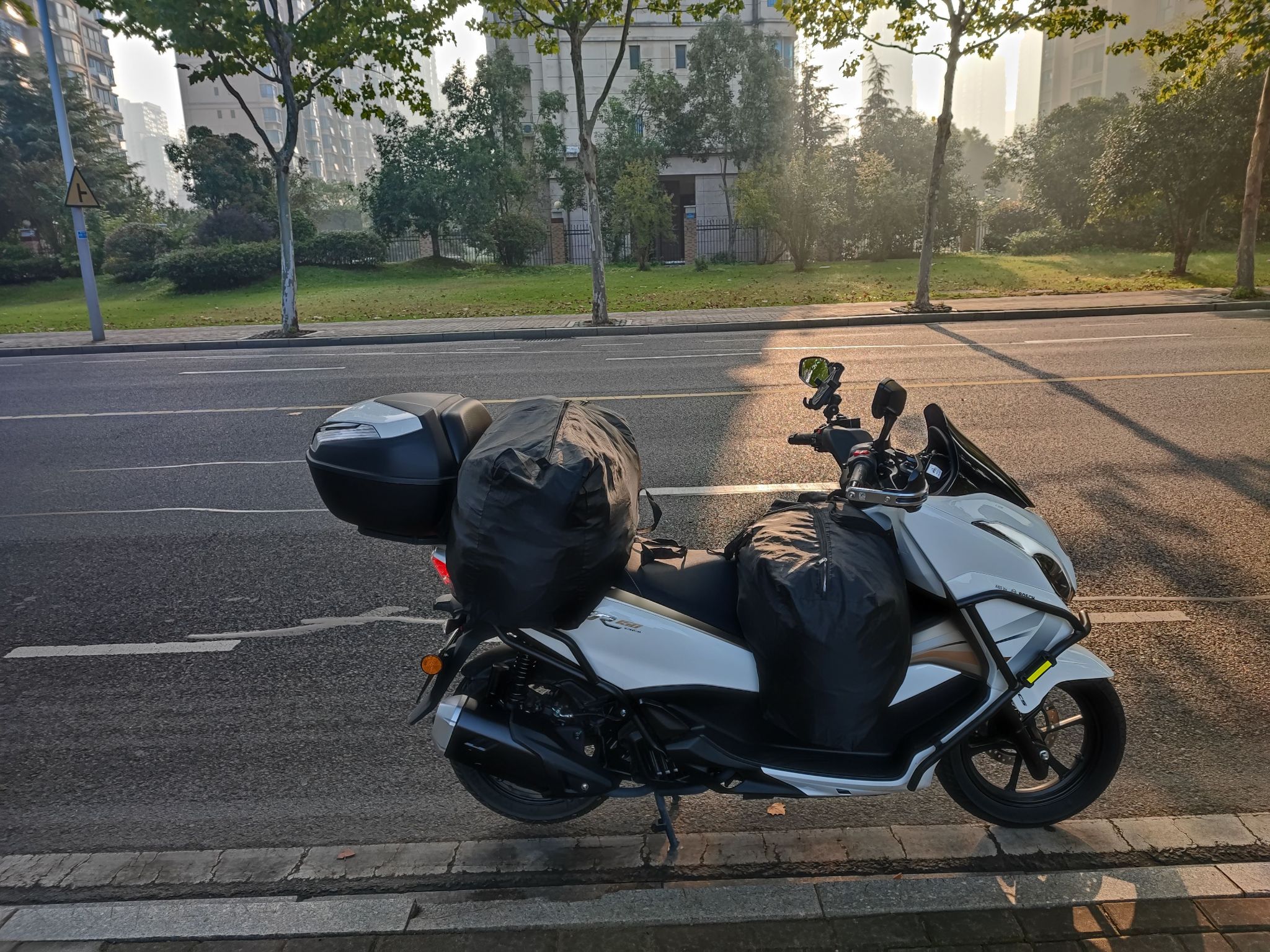 豪爵 UFR150