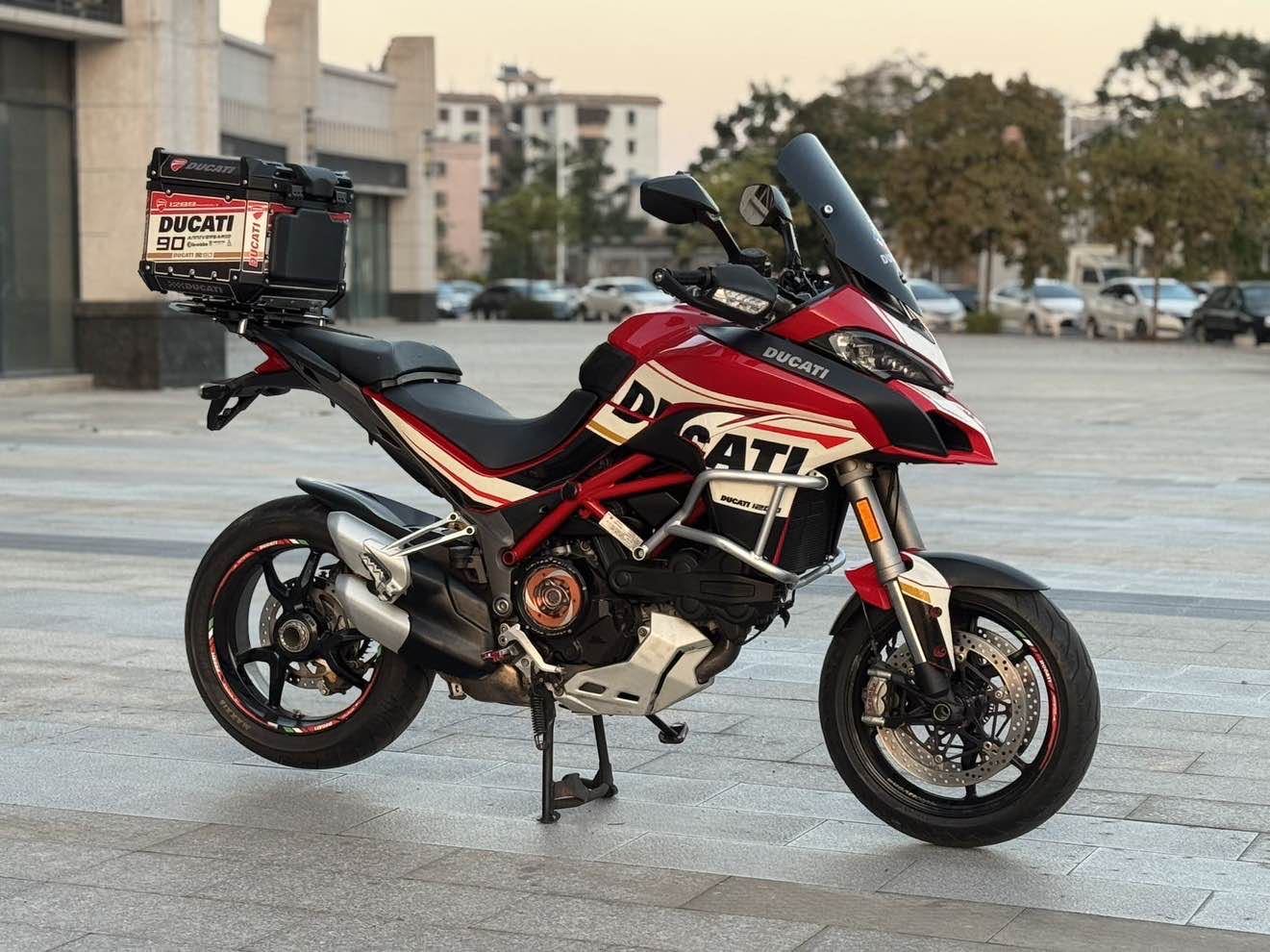 杜卡迪 Multistrada  1200 Enduro
