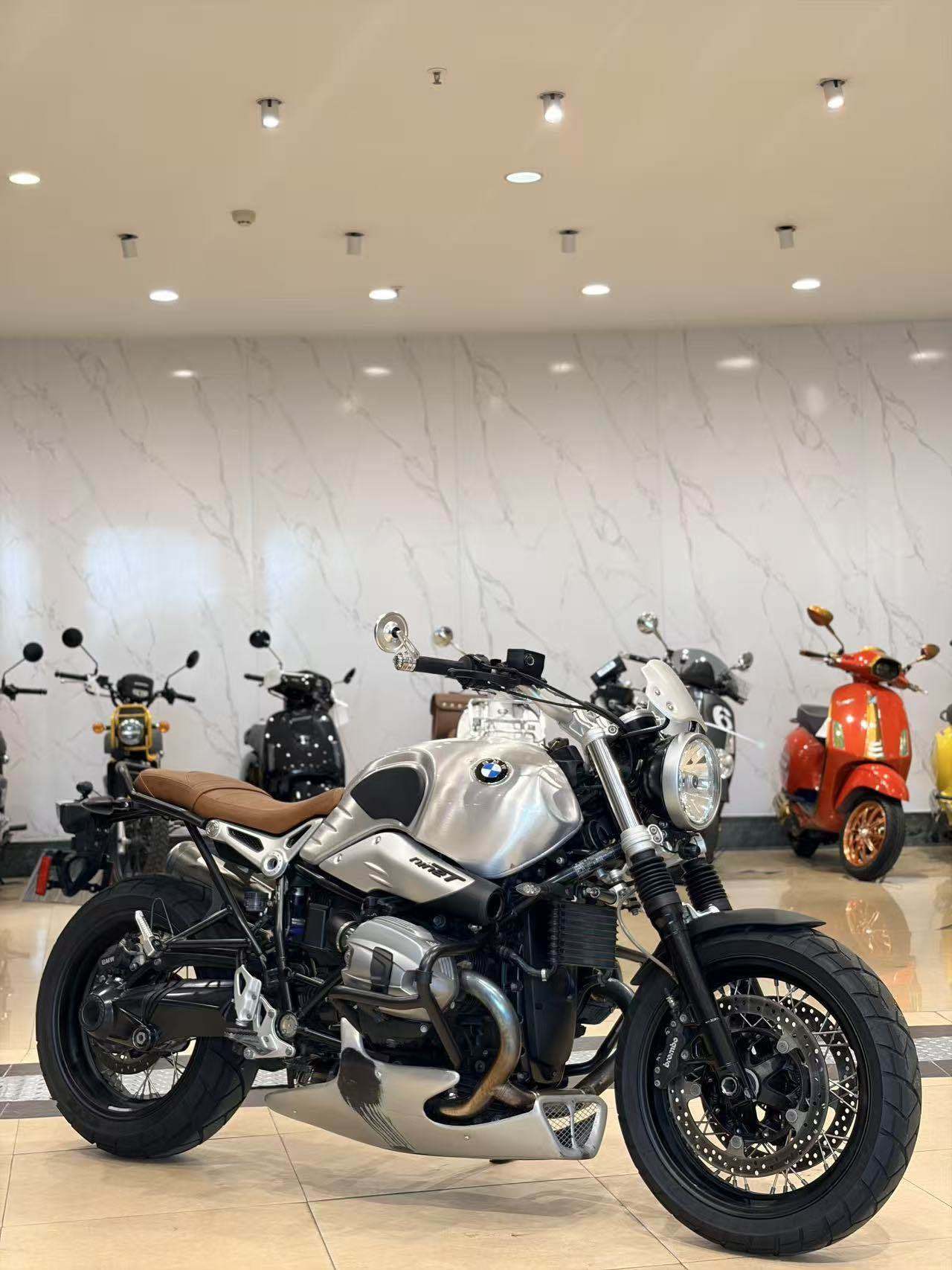 宝马 R NineT