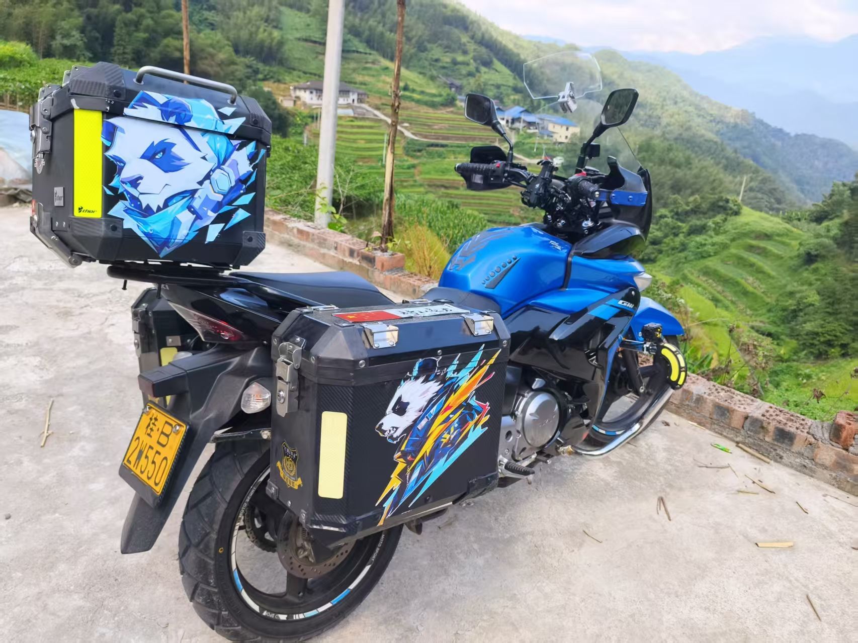 铃木 GW 250F Inazuma 