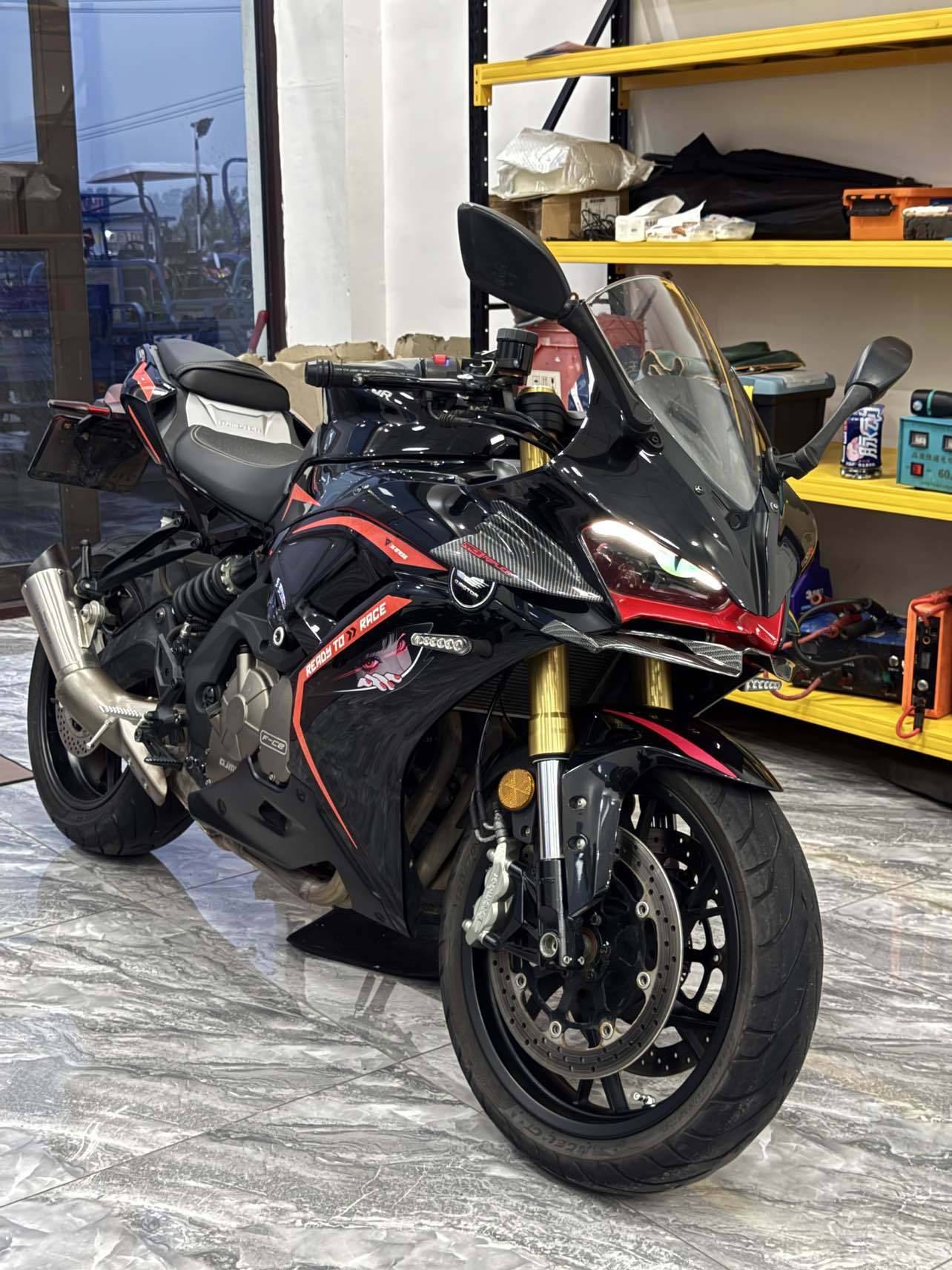 QJMOTOR 赛600
