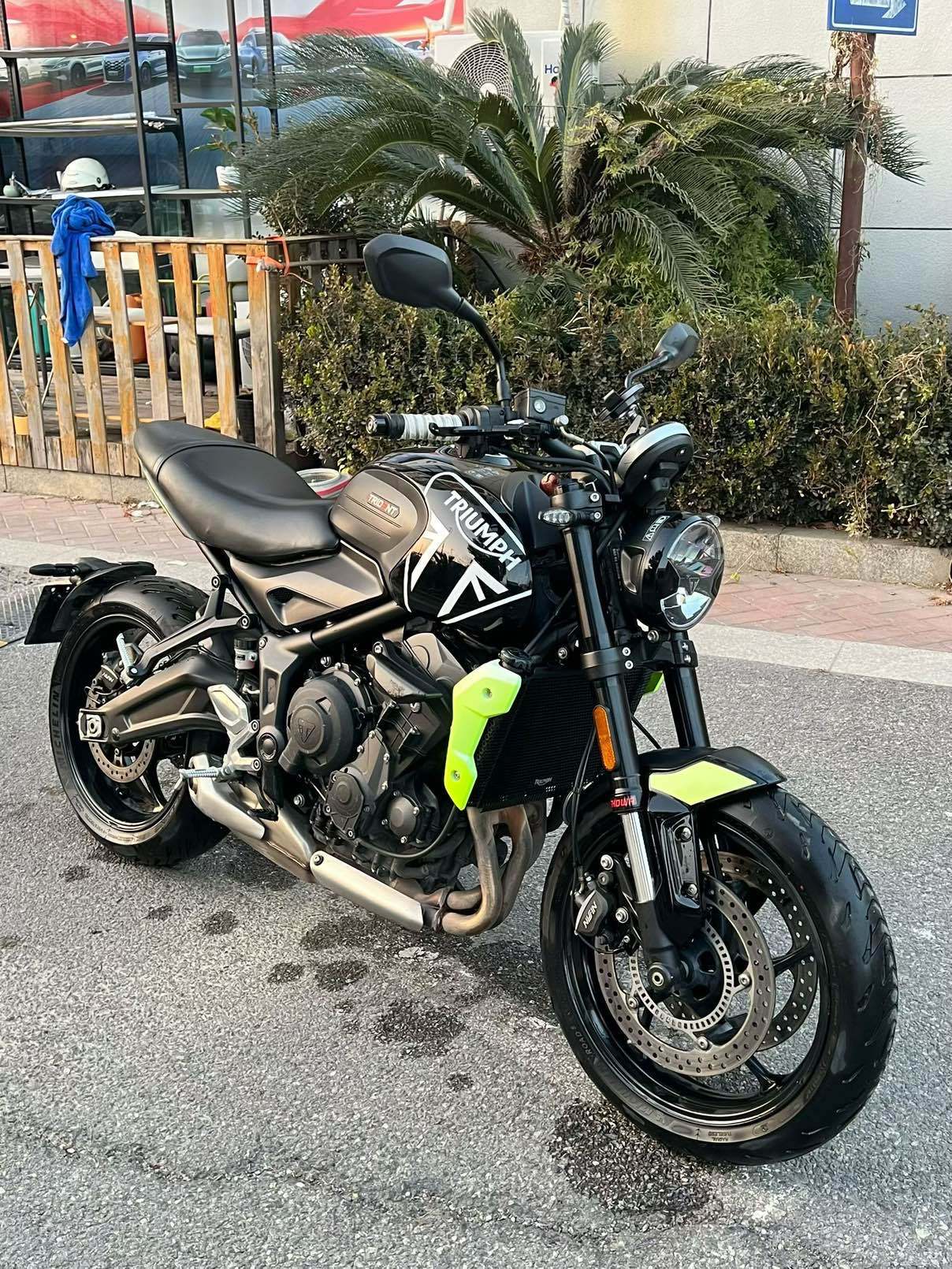 凯旋 Trident 660
