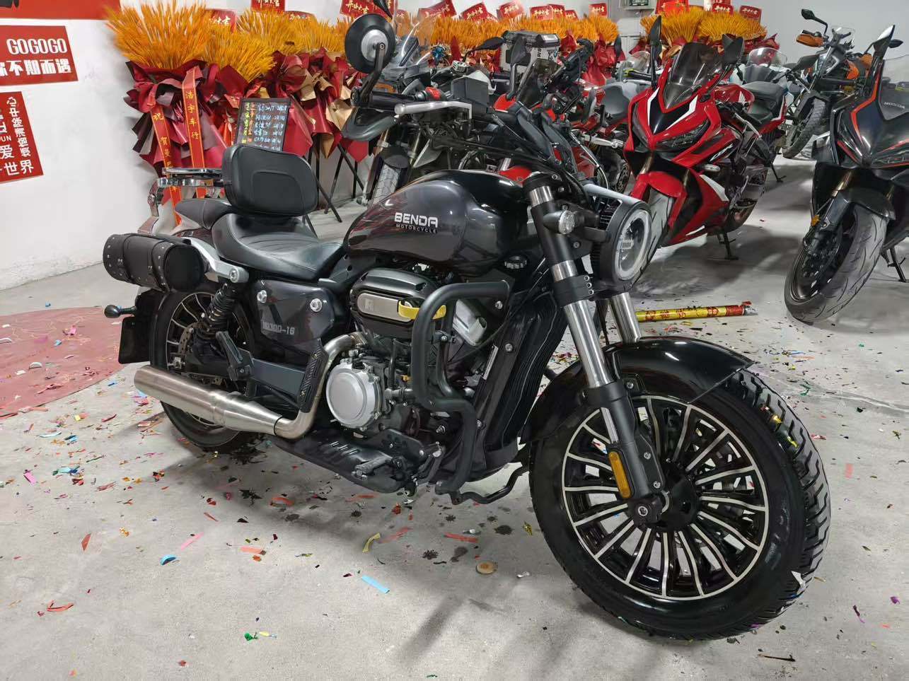 奔达 Rock300 灰石