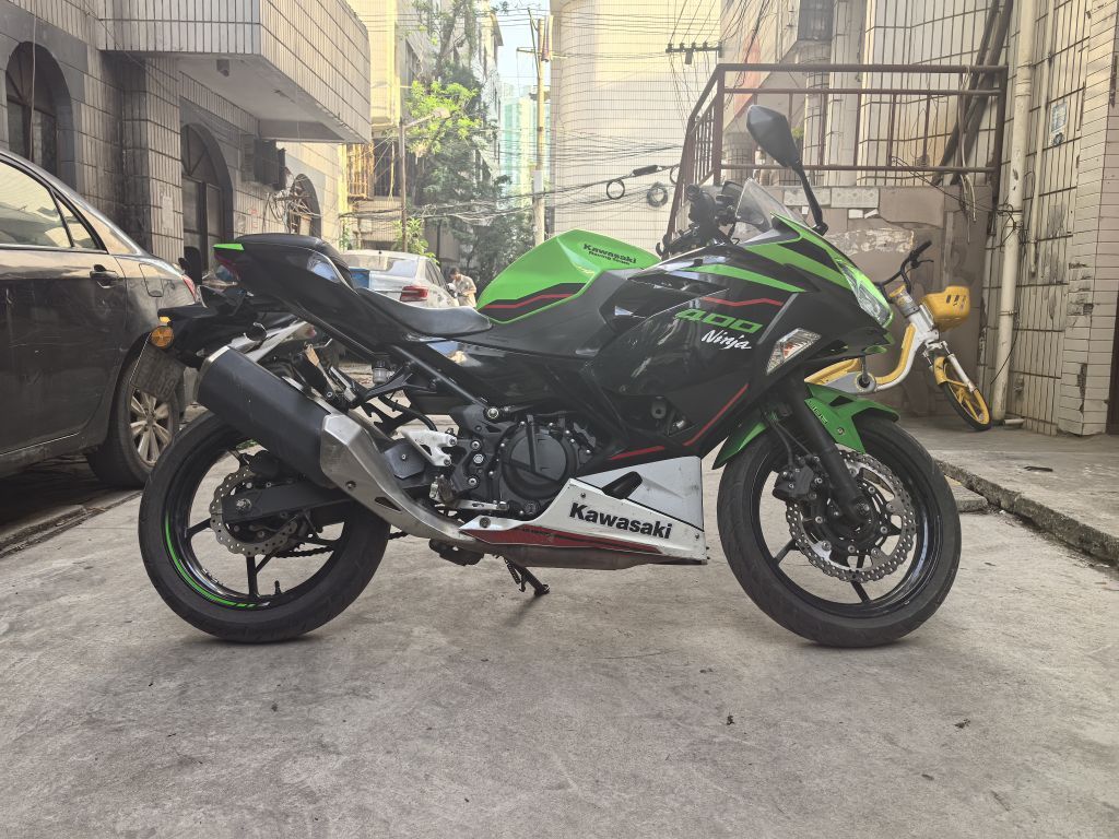 川崎 Ninja 400