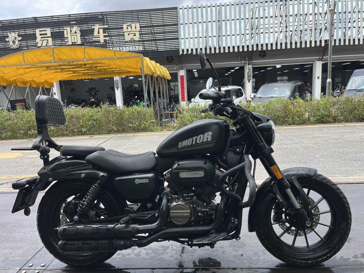 QJMOTOR 闪250