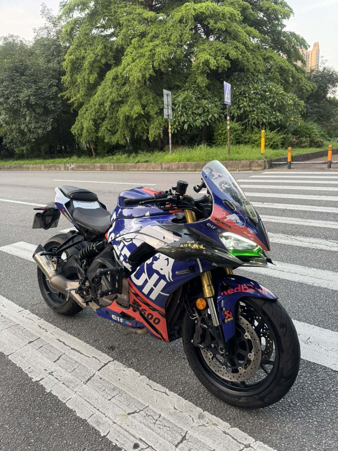 QJMOTOR 赛600