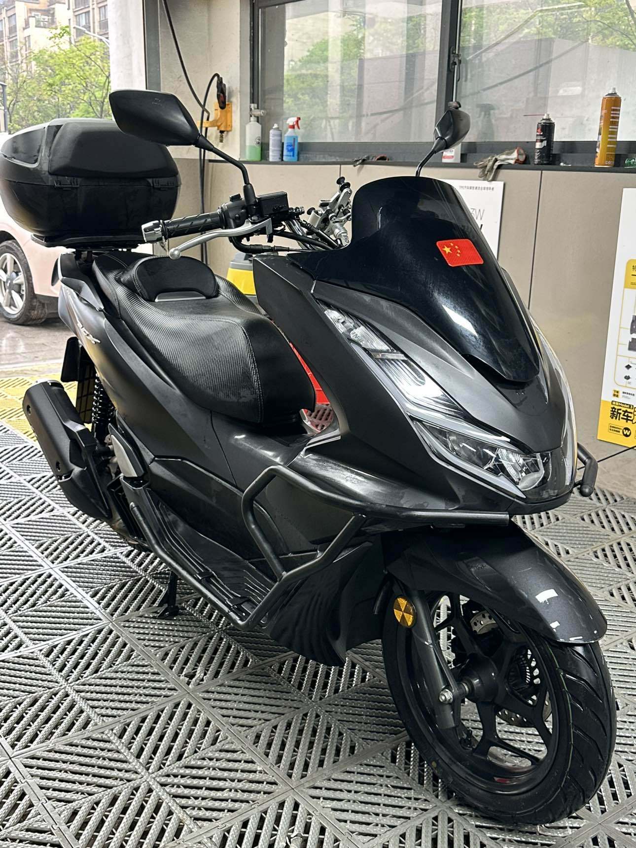 五羊本田 PCX