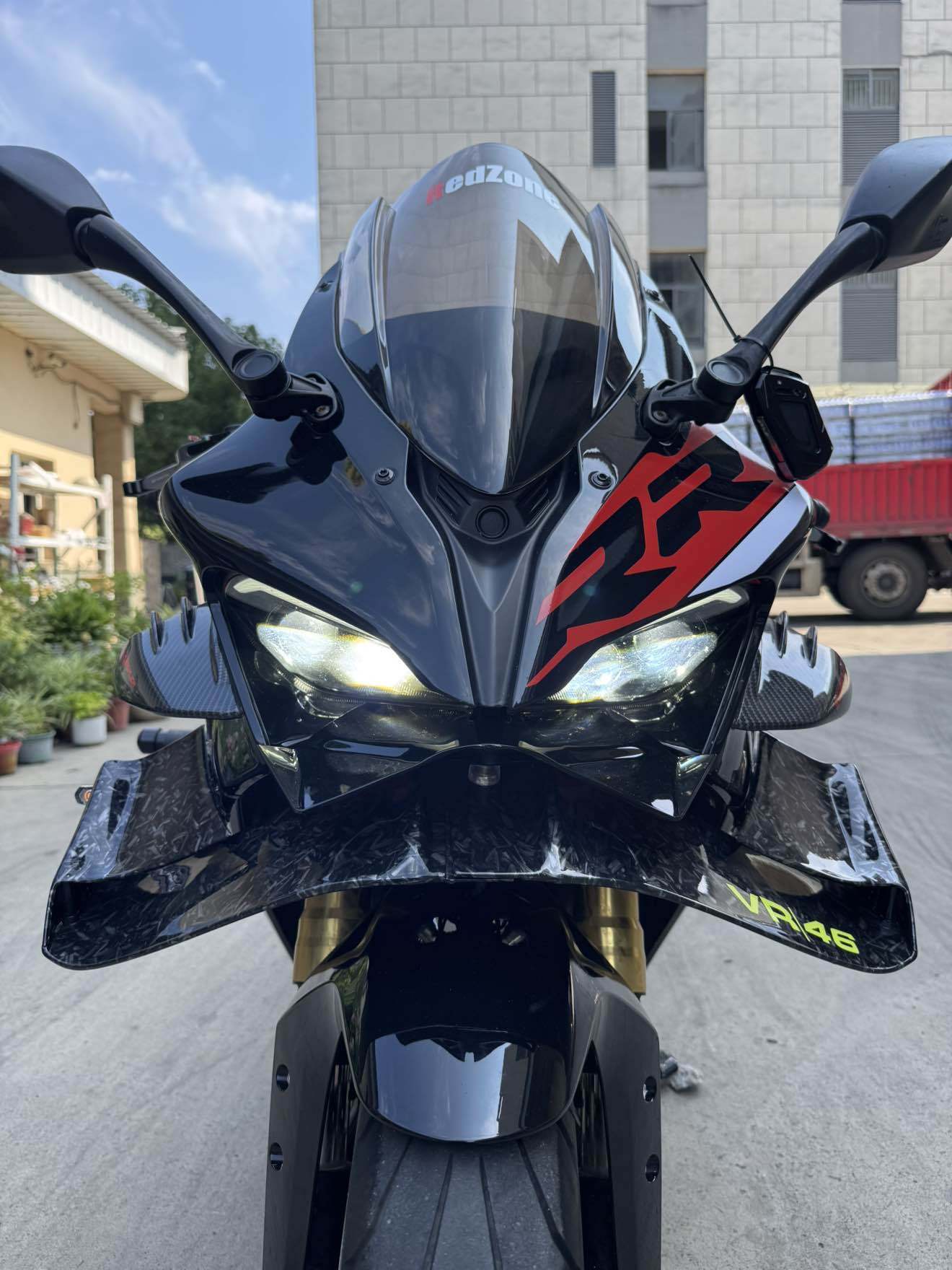 QJMOTOR 赛600