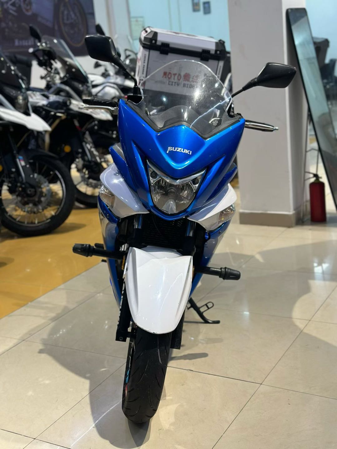 豪爵铃木 骊驰 GW 250F