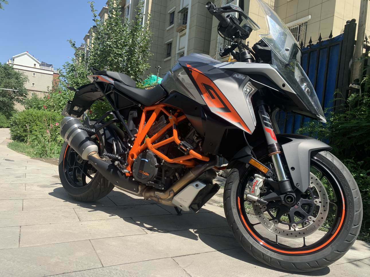 KTMR2R 1290 Super Duke GT