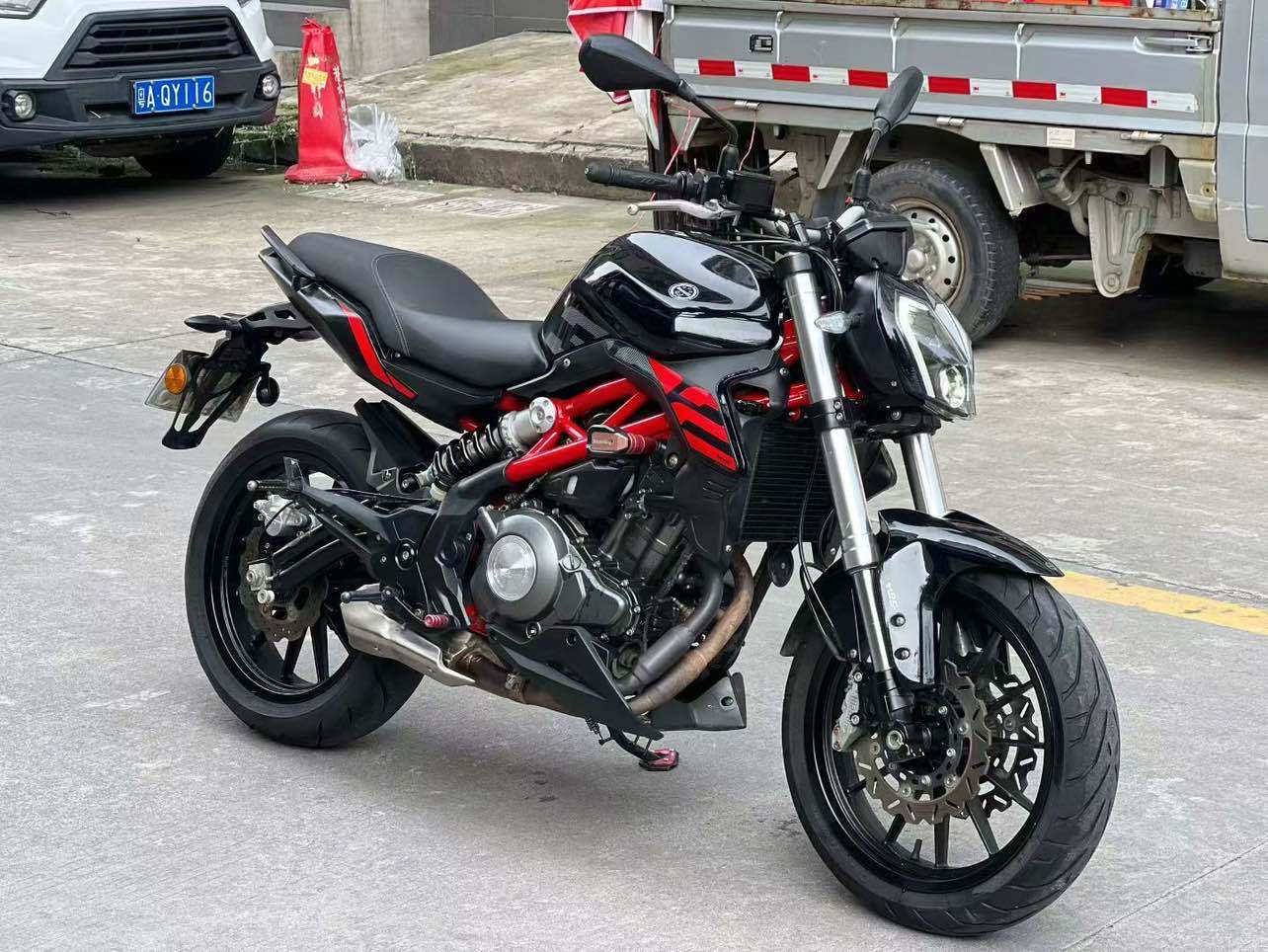 贝纳利 蓝宝龙 BN302S