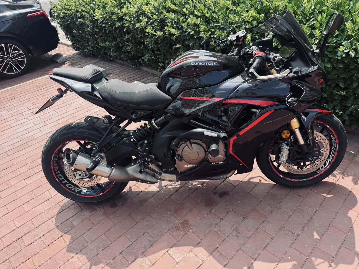 QJMOTOR 赛600