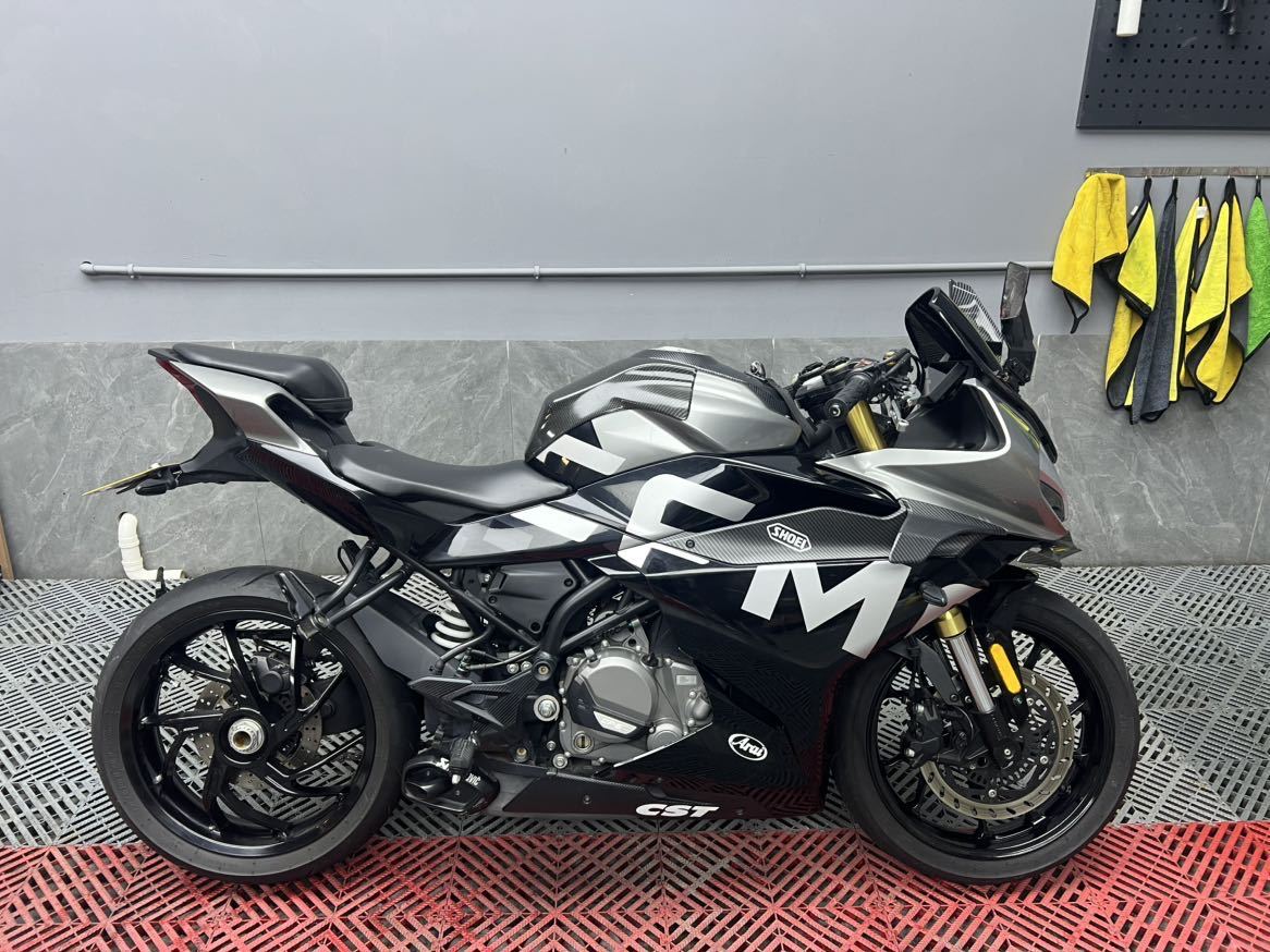 春风 250SR