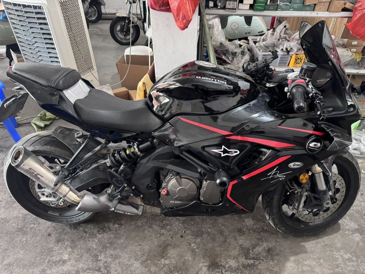 QJMOTOR 赛600