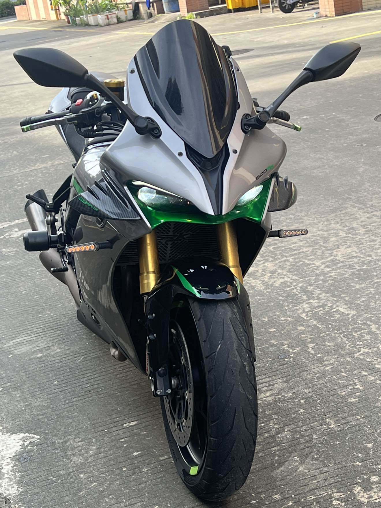 QJMOTOR 赛600