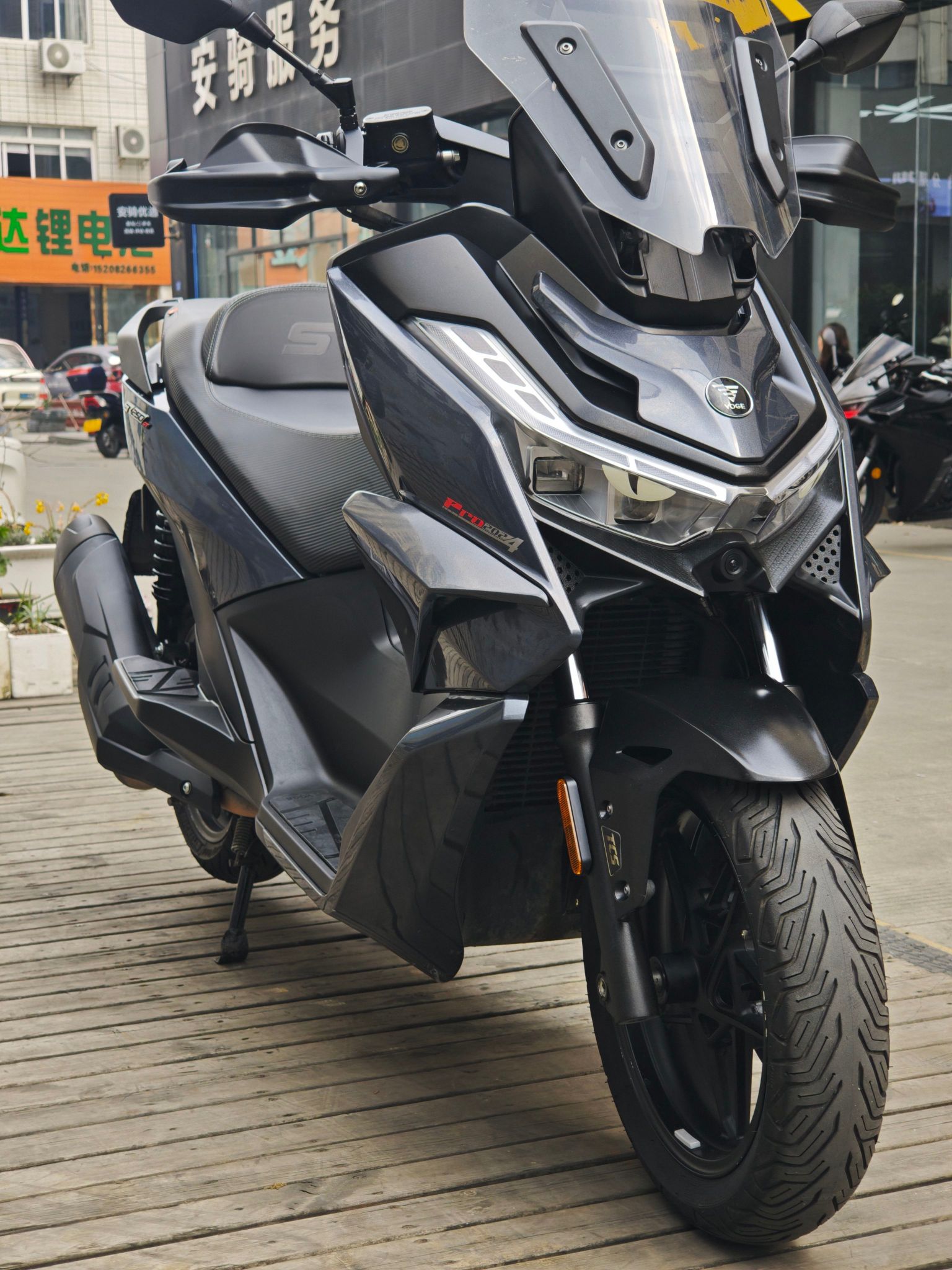 无极 SR250GT